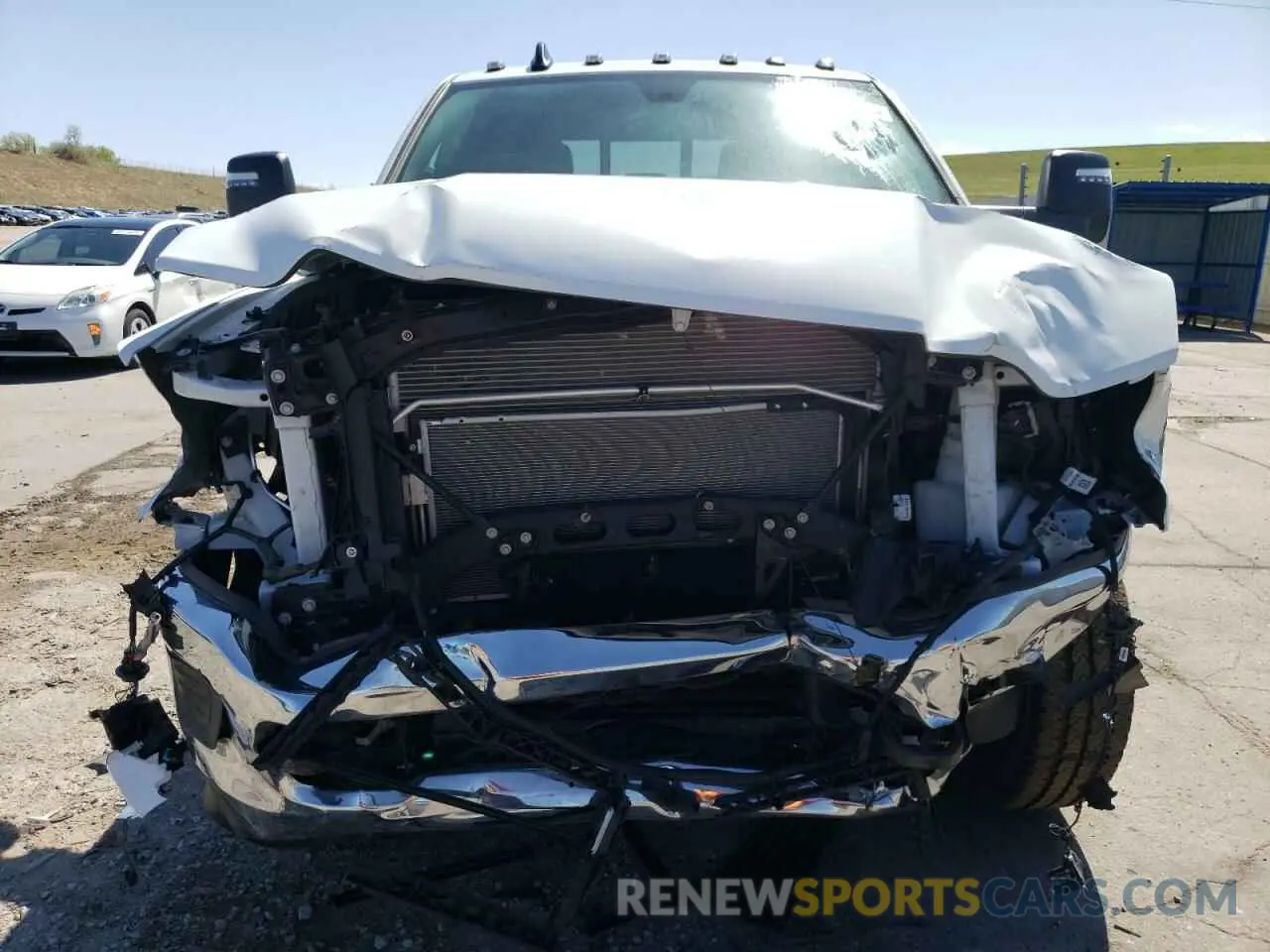 5 Photograph of a damaged car 3C6UR5HJ9RG162386 RAM 2500 2024