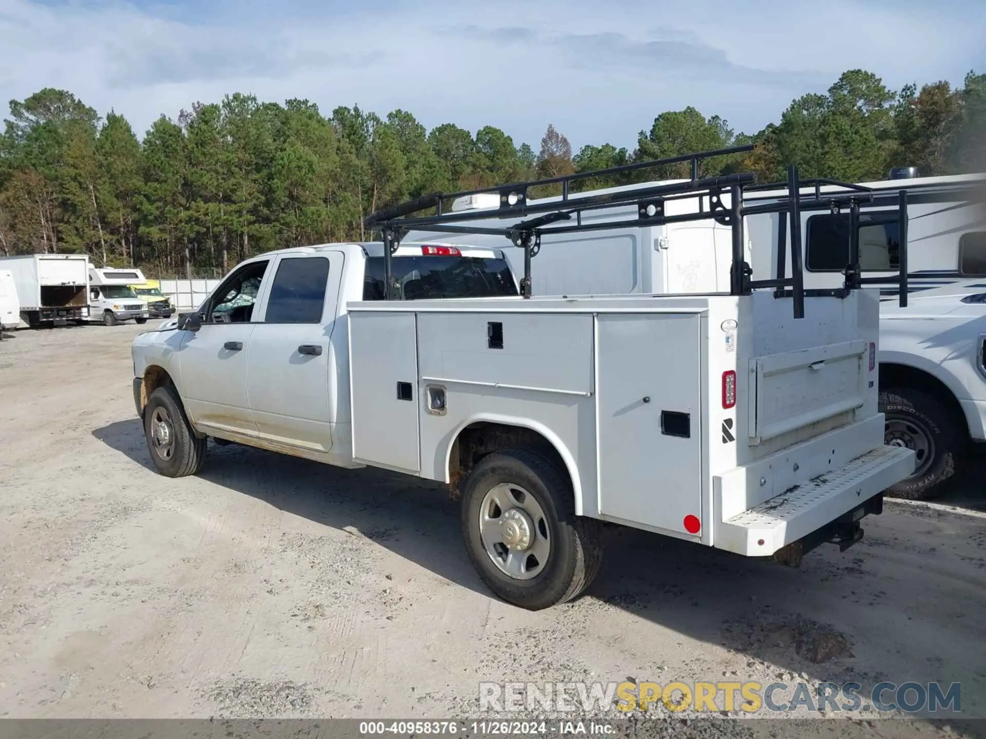14 Photograph of a damaged car 3C6UR5HJXRG151946 RAM 2500 2024