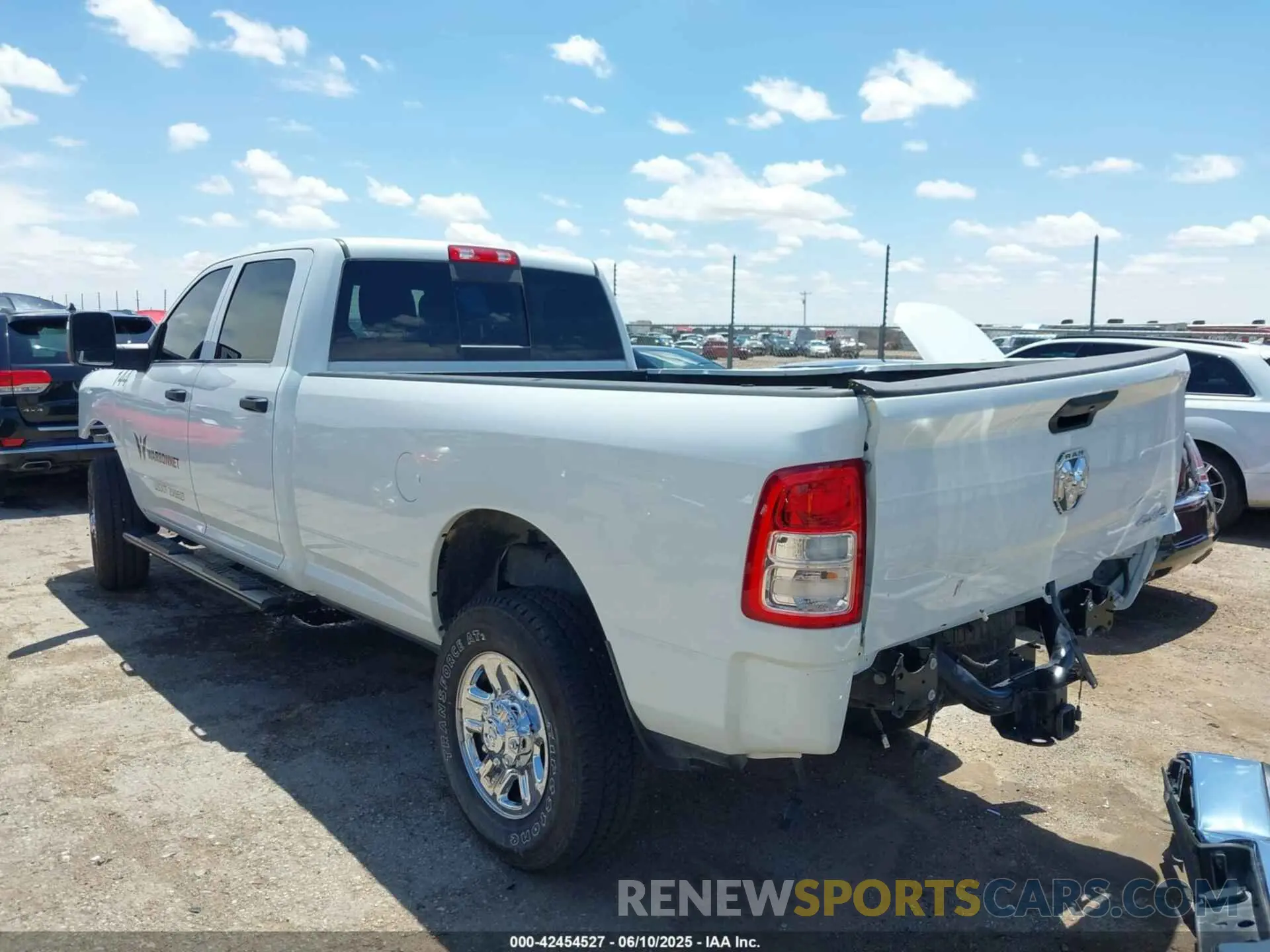 3 Photograph of a damaged car 3C6UR5HJXRG389635 RAM 2500 2024