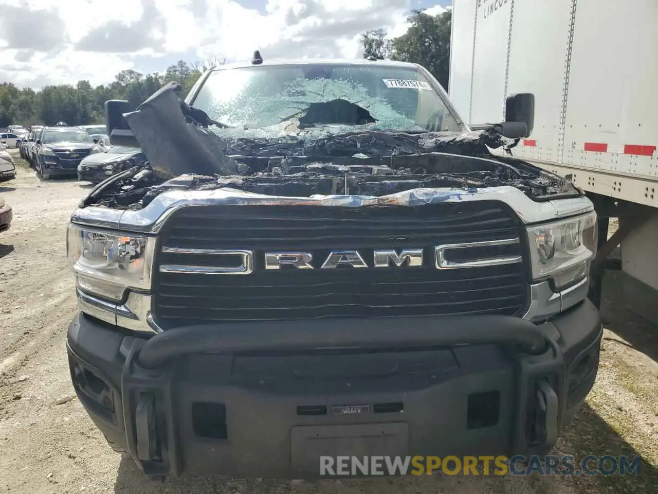 5 Photograph of a damaged car 3C63R3DL4KG675106 RAM 3500 2019
