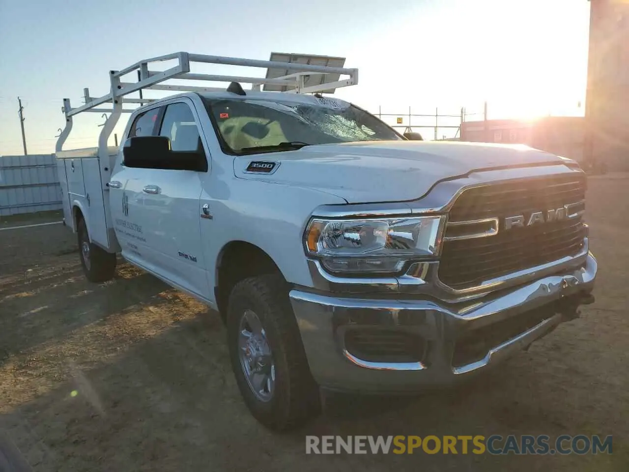 4 Photograph of a damaged car 3C63R3HL0KG612322 RAM 3500 2019