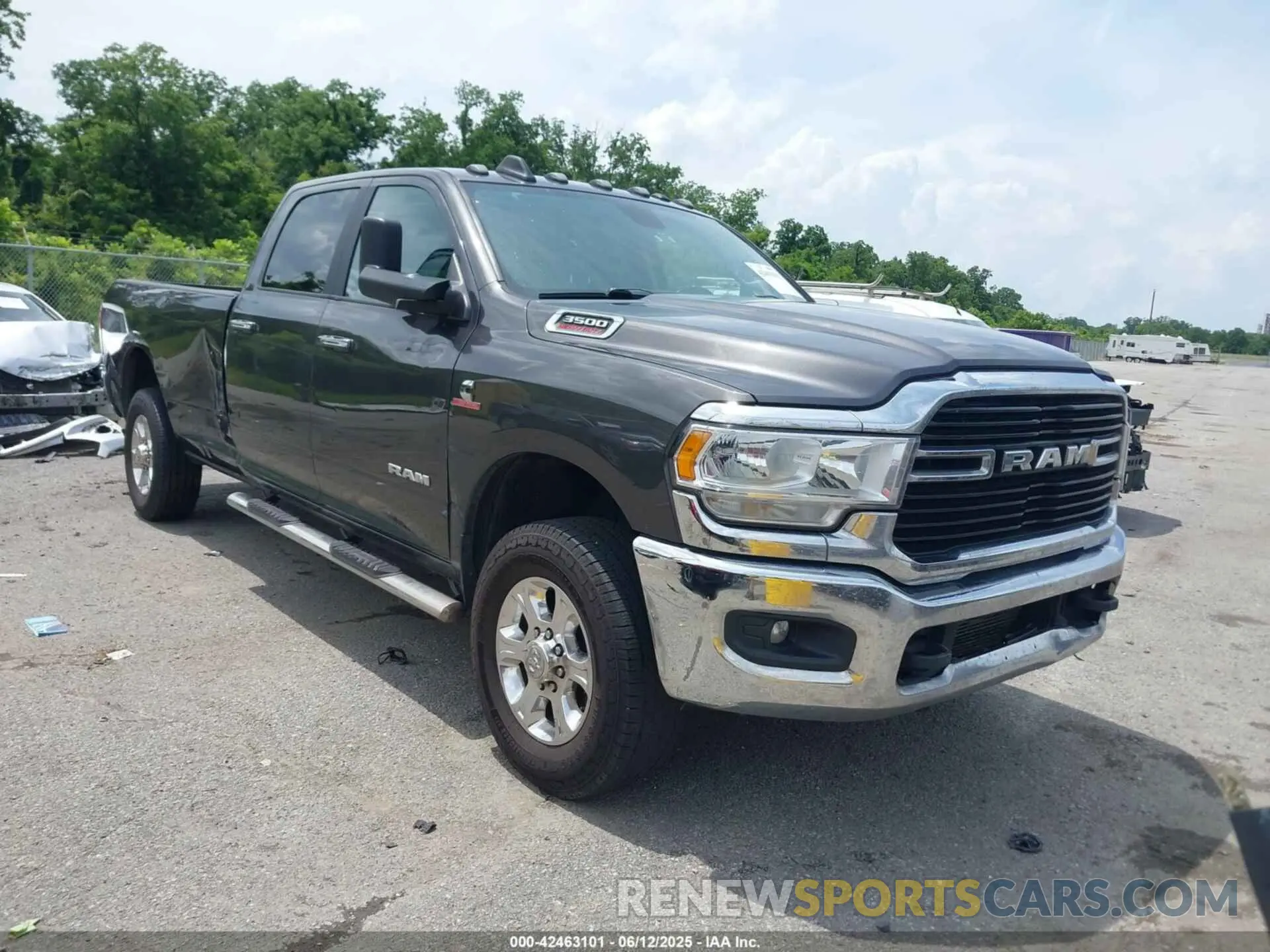 1 Photograph of a damaged car 3C63R3HL5KG610212 RAM 3500 2019