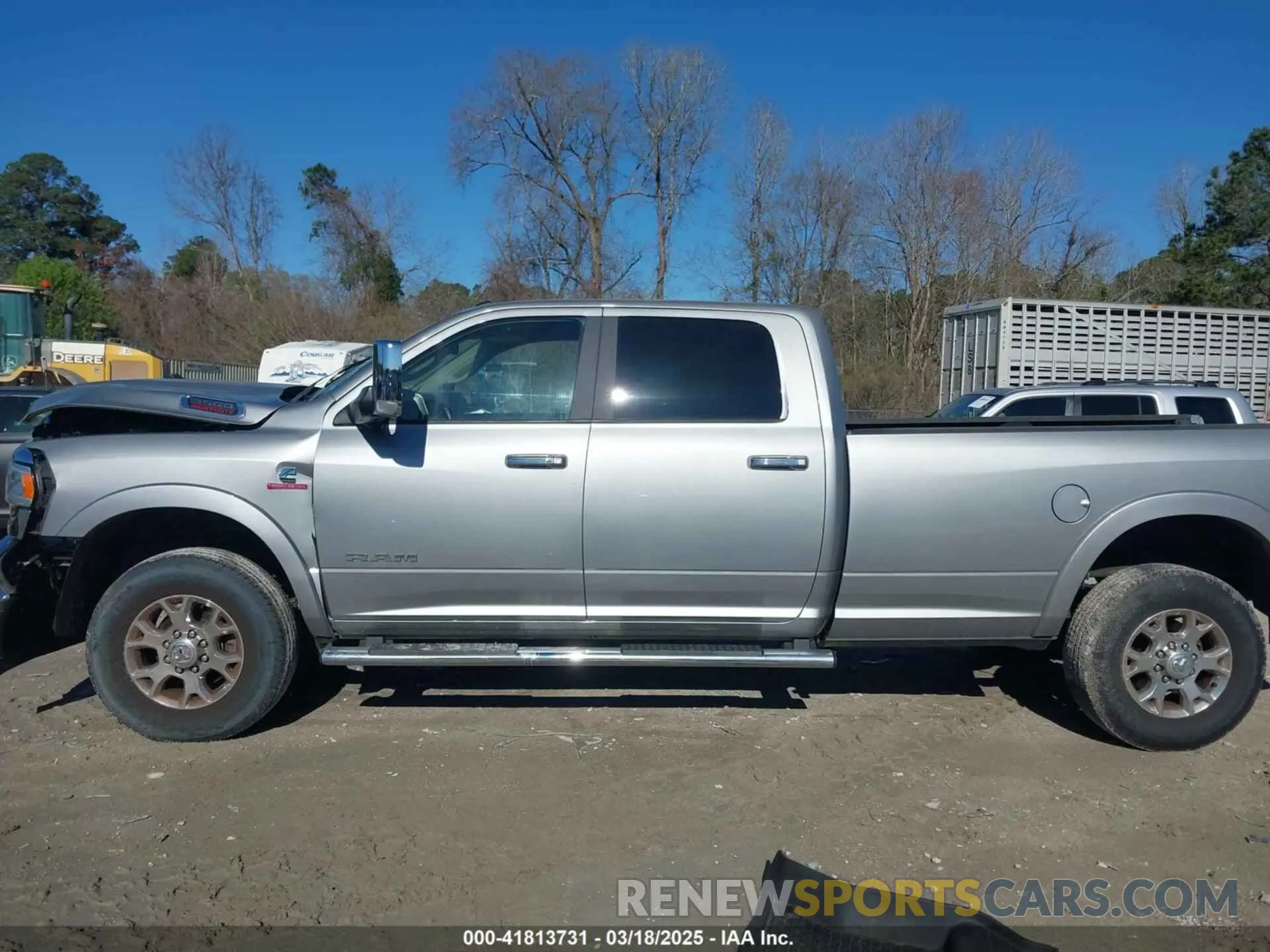 14 Photograph of a damaged car 3C63R3JL4KG716015 RAM 3500 2019
