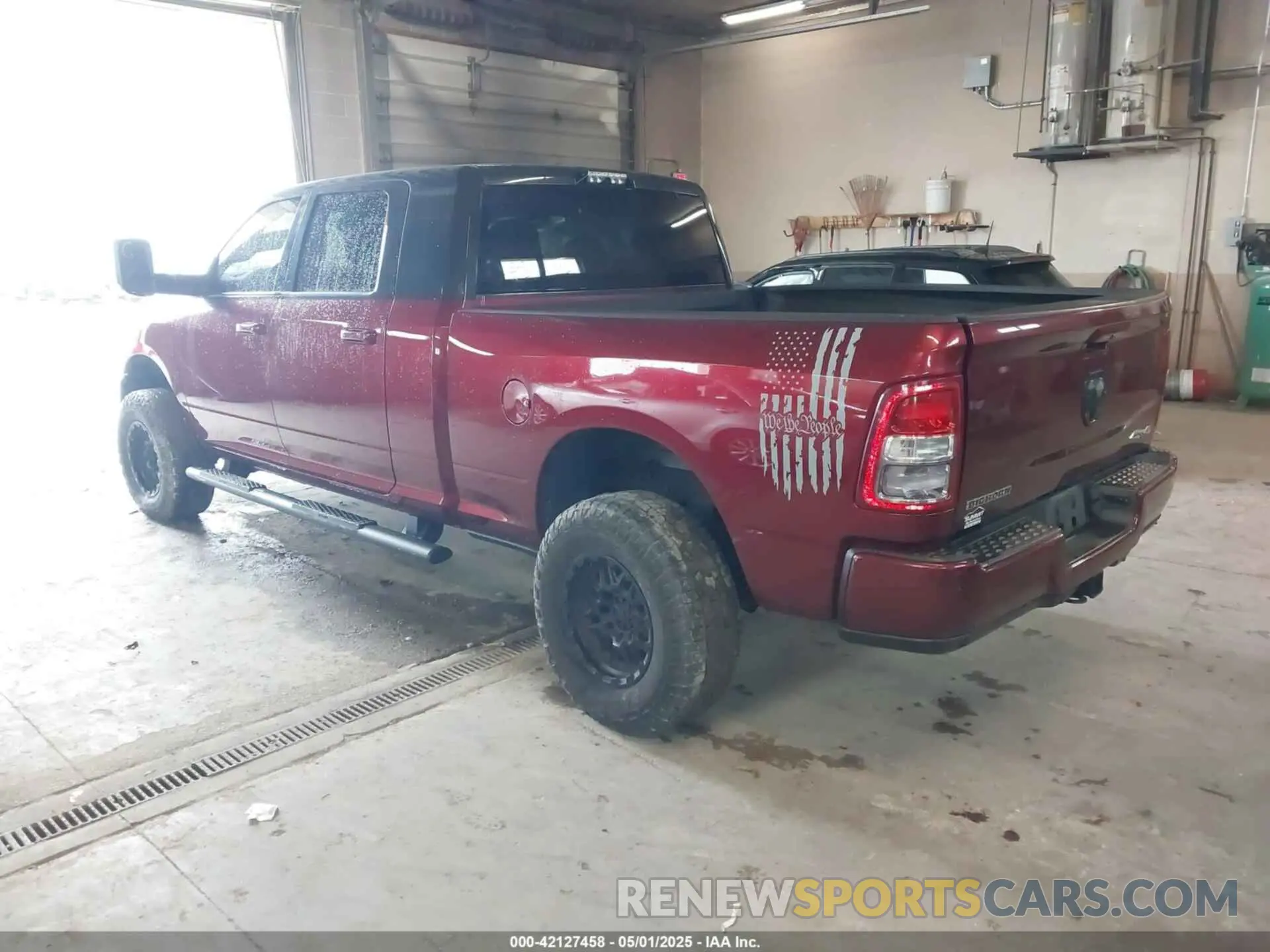 3 Photograph of a damaged car 3C63R3LL9KG676236 RAM 3500 2019