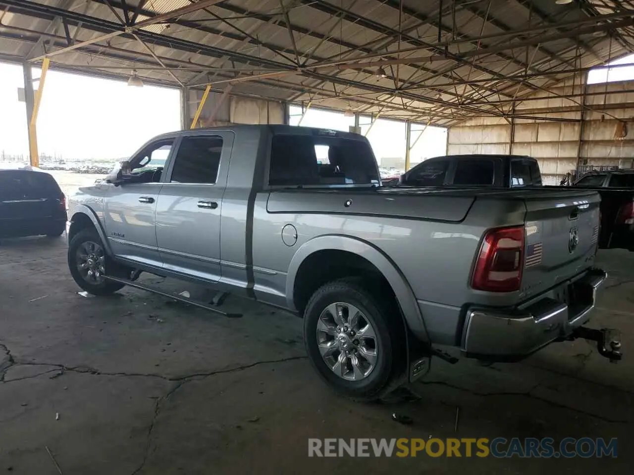 2 Photograph of a damaged car 3C63R3PJ3KG573645 RAM 3500 2019