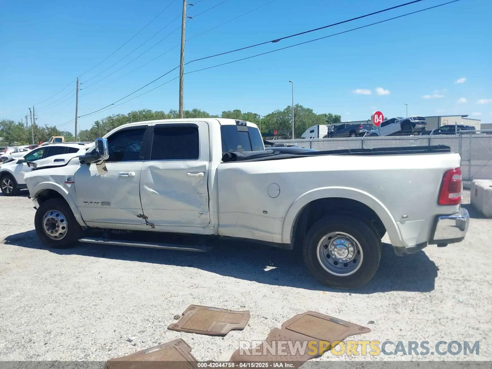 14 Photograph of a damaged car 3C63RPKL7KG560333 RAM 3500 2019