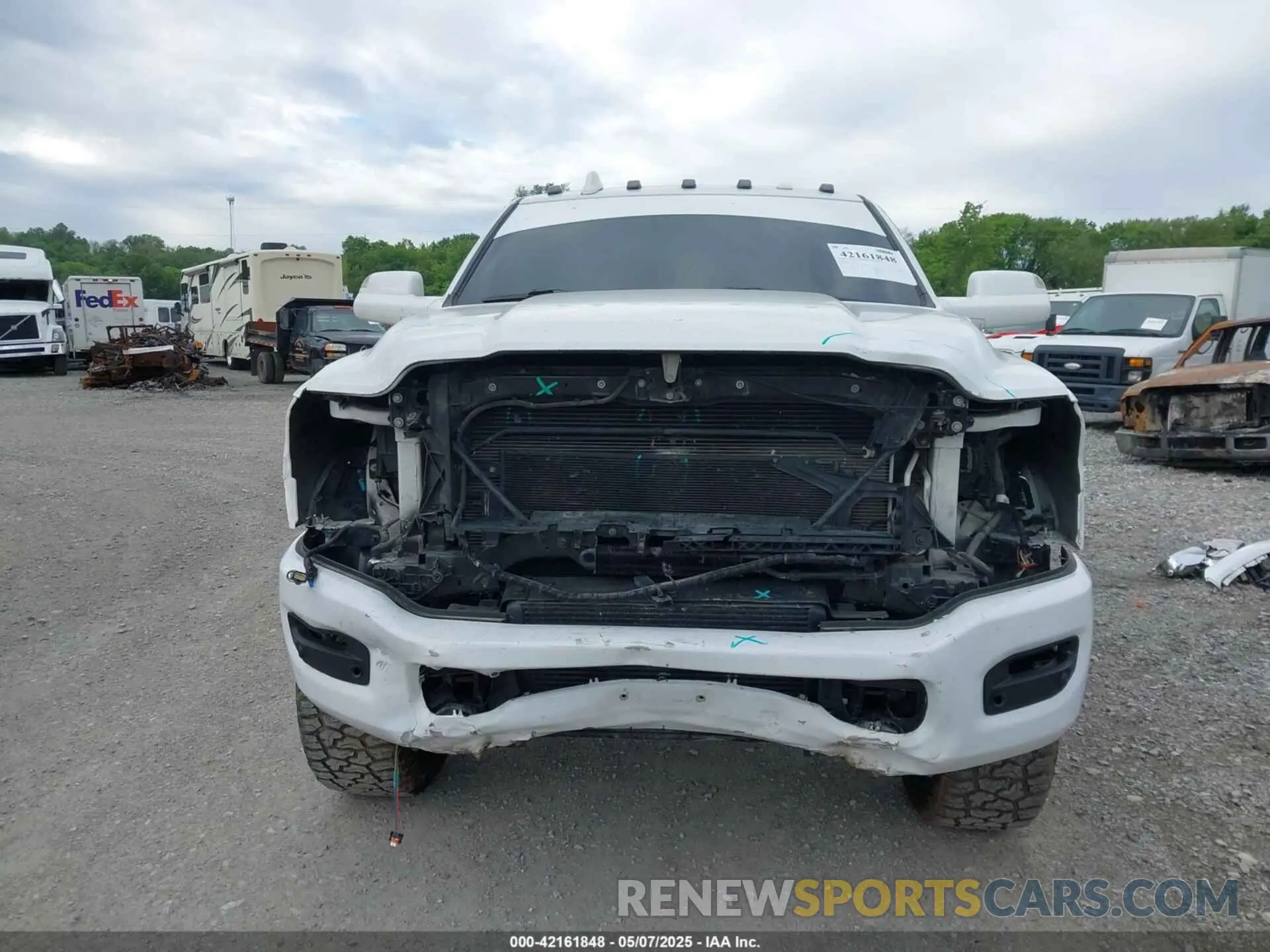 16 Photograph of a damaged car 3C63RRGL4KG557958 RAM 3500 2019
