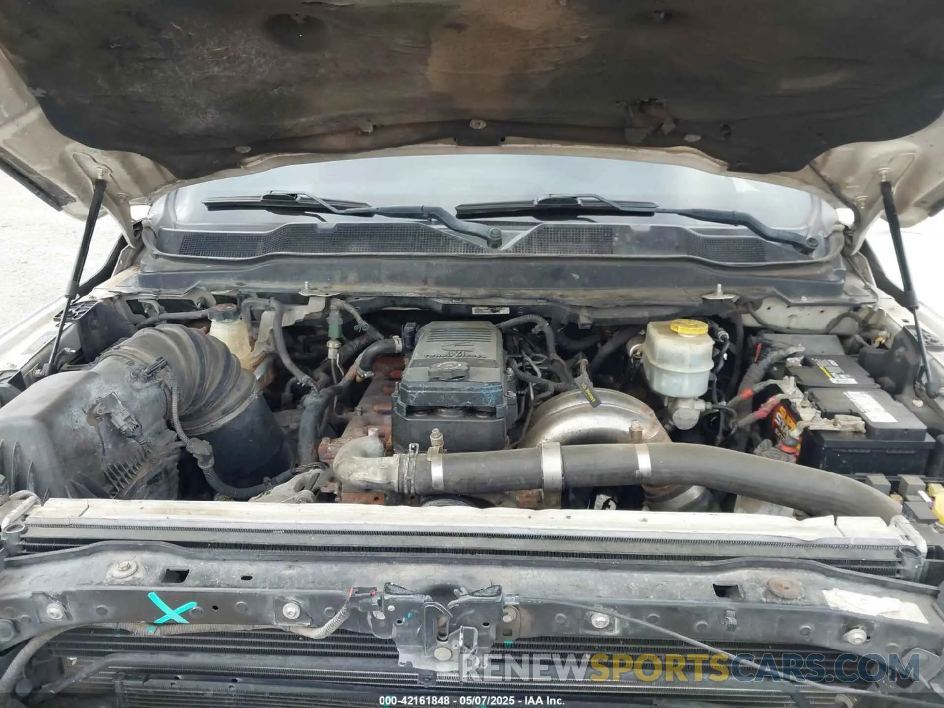 9 Photograph of a damaged car 3C63RRGL4KG557958 RAM 3500 2019
