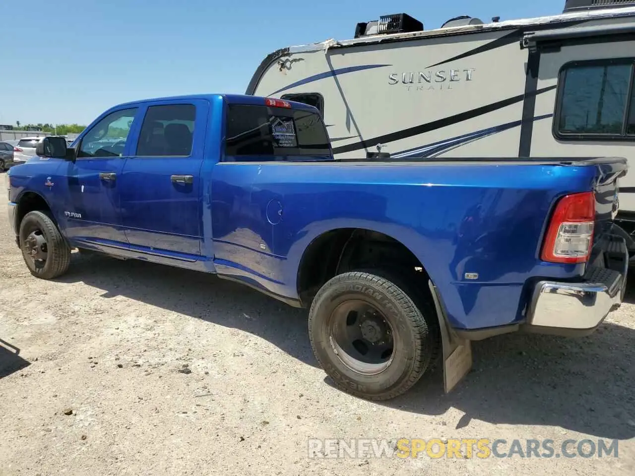 2 Photograph of a damaged car 3C63RRGL8KG596083 RAM 3500 2019