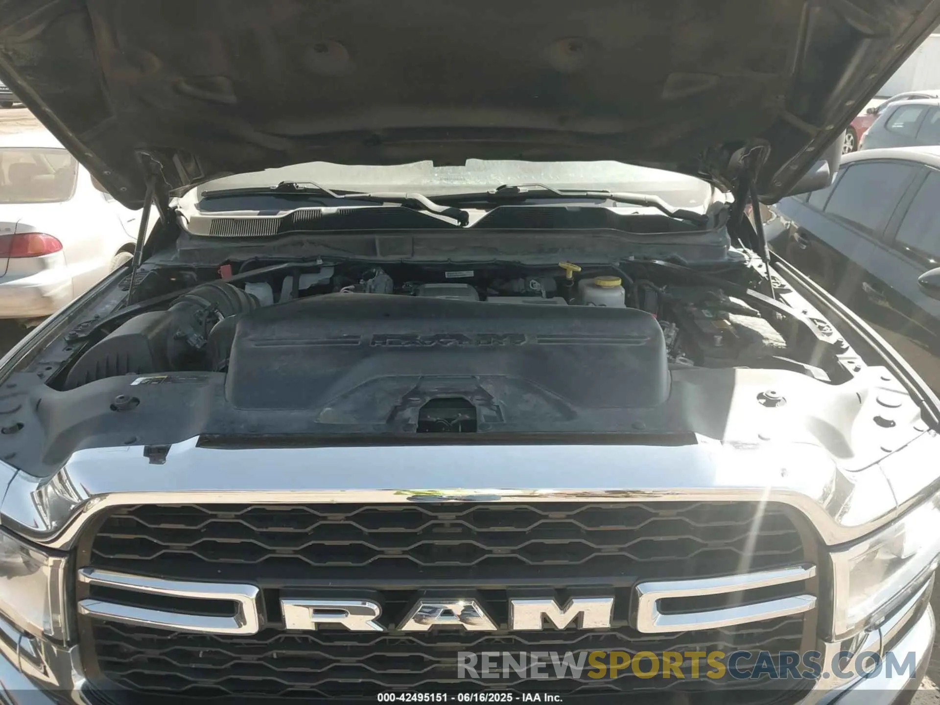 10 Photograph of a damaged car 3C63RRGL9KG662706 RAM 3500 2019