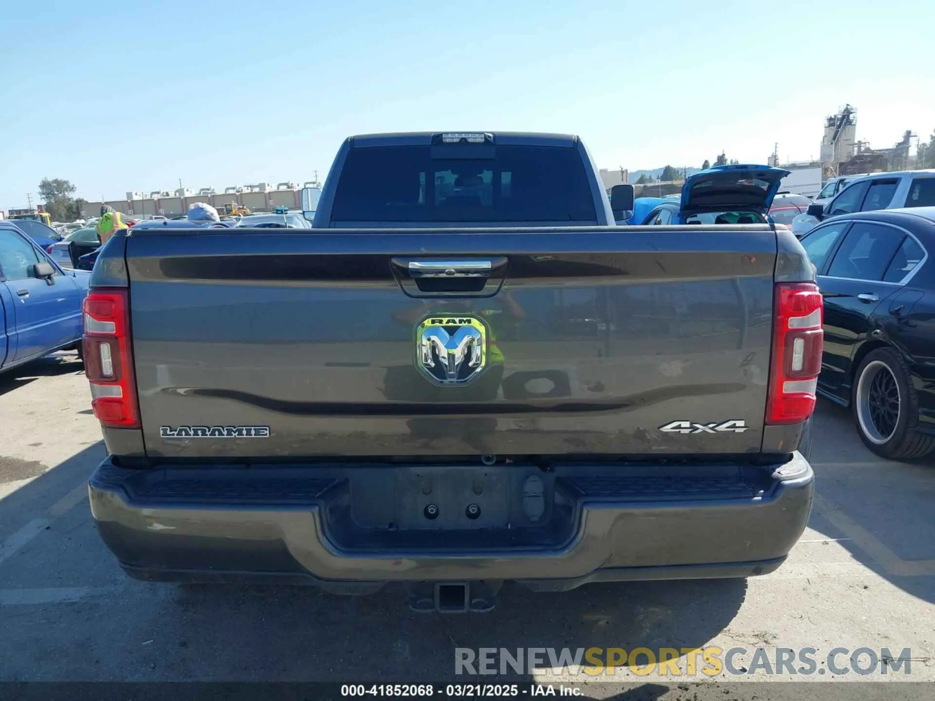 16 Photograph of a damaged car 3C63RRJL7KG537146 RAM 3500 2019