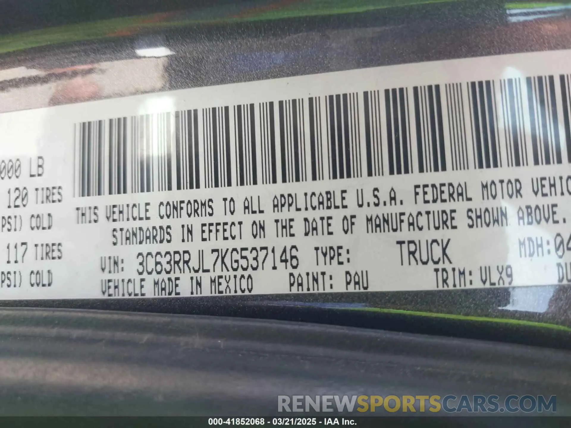 9 Photograph of a damaged car 3C63RRJL7KG537146 RAM 3500 2019