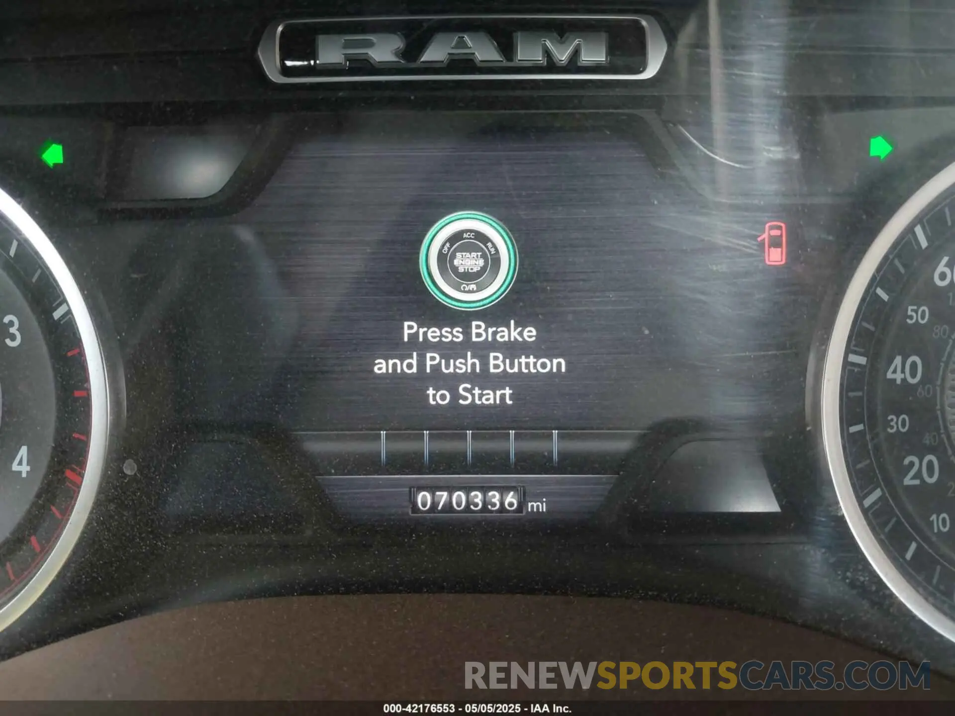 5 Photograph of a damaged car 3C63RRJLXKG639752 RAM 3500 2019