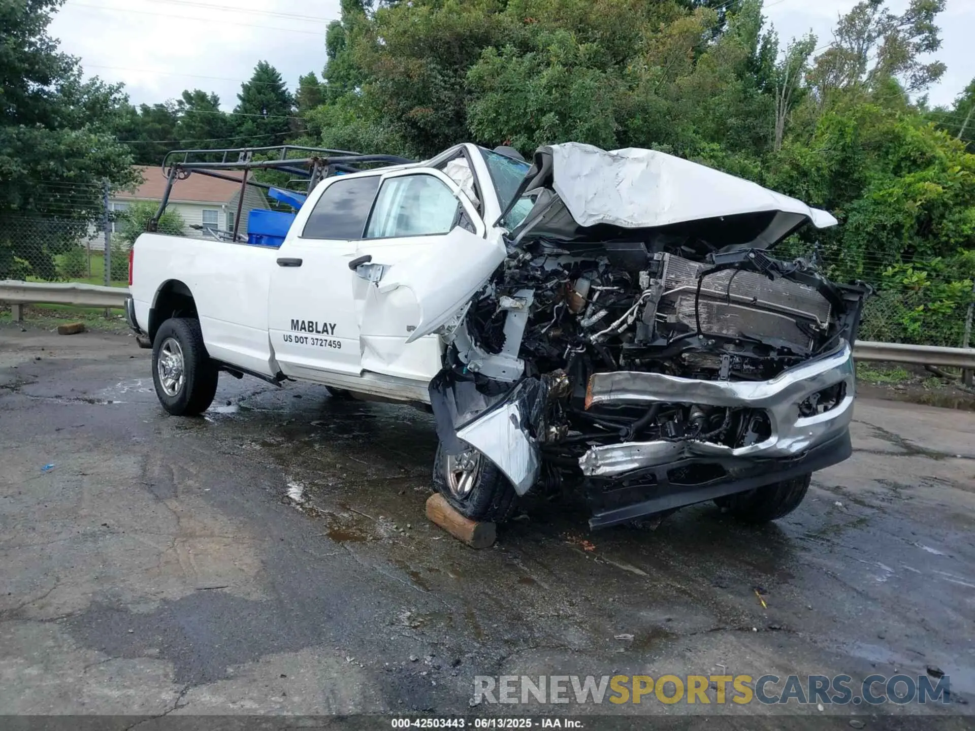 1 Photograph of a damaged car 3C63R3GL0LG114463 RAM 3500 2020