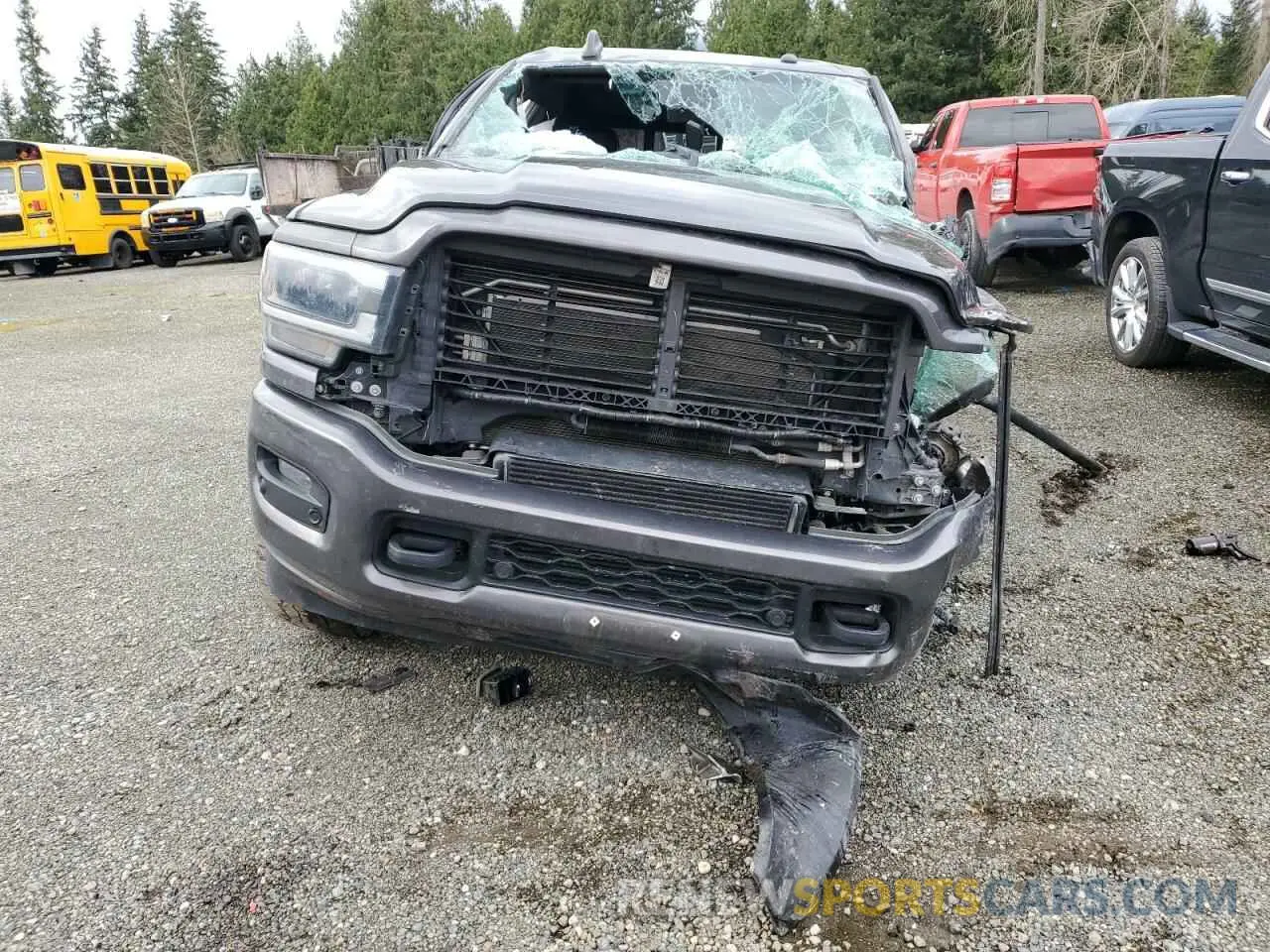 5 Photograph of a damaged car 3C63R3JL0LG121079 RAM 3500 2020