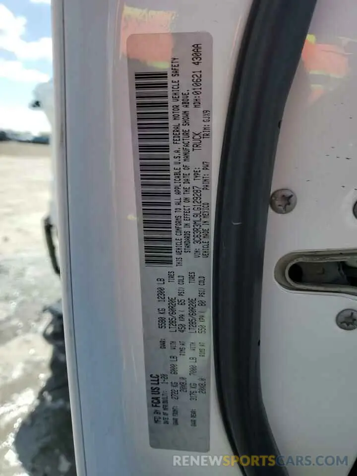13 Photograph of a damaged car 3C63R3ML9LG129287 RAM 3500 2020