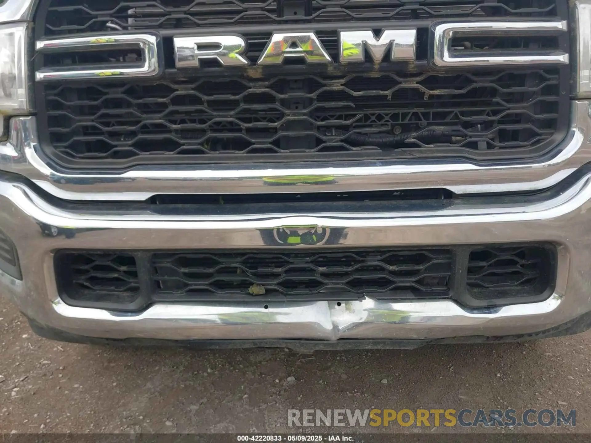 11 Photograph of a damaged car 3C63RRGL2LG120235 RAM 3500 2020