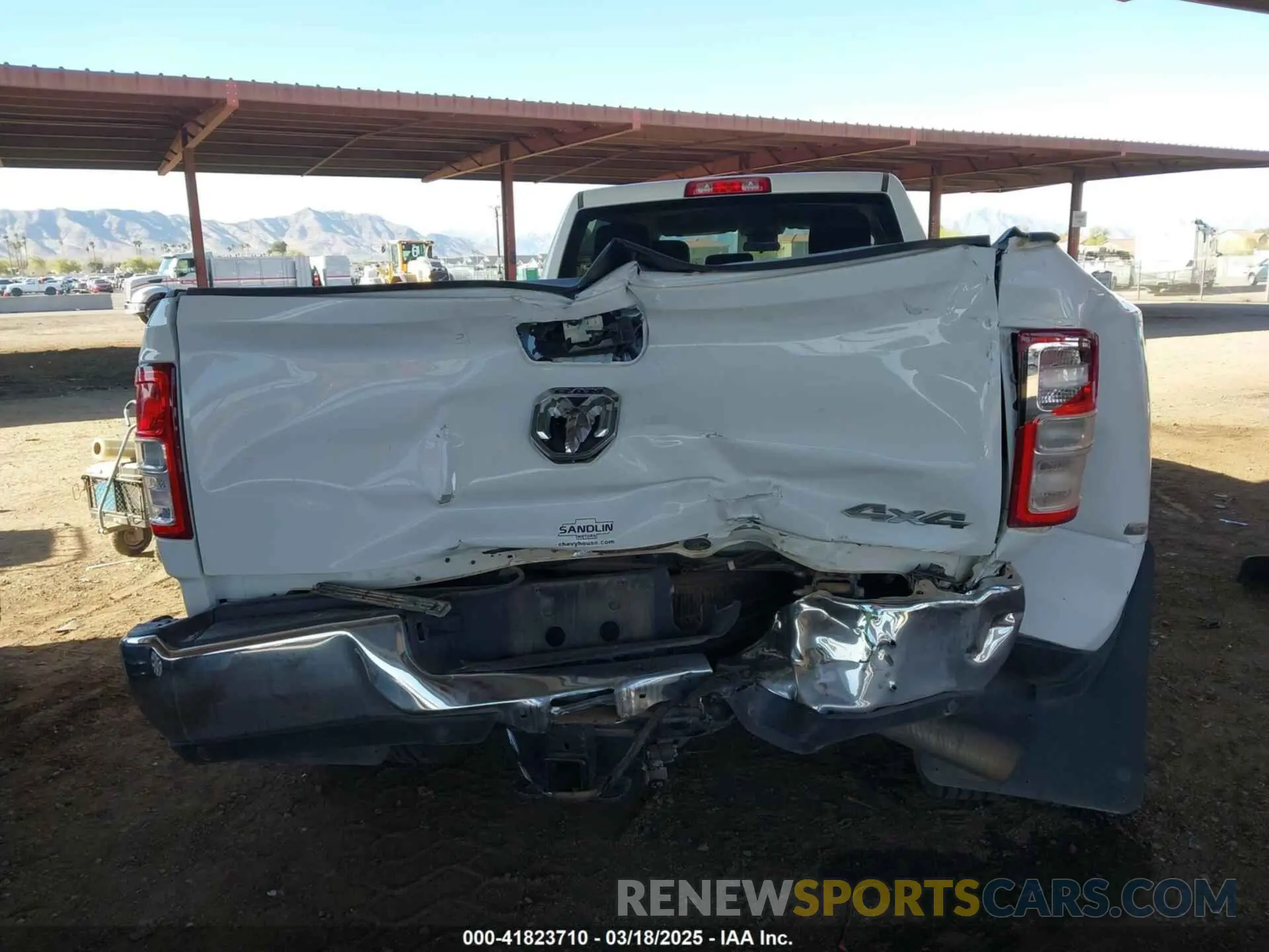6 Photograph of a damaged car 3C63RRGL3LG233899 RAM 3500 2020