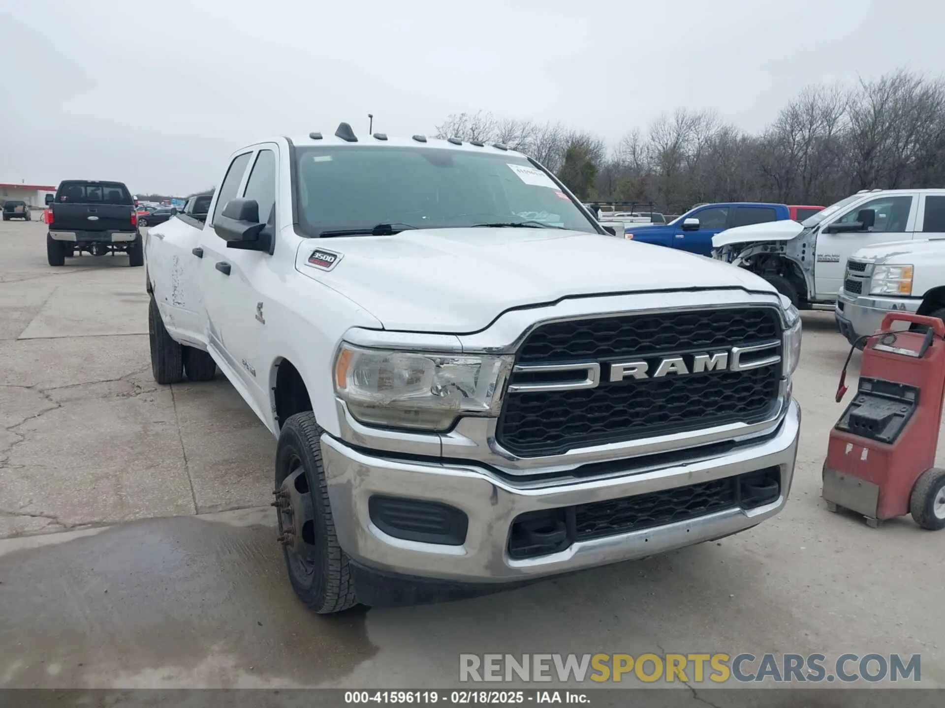 11 Photograph of a damaged car 3C63RRGL3LG292063 RAM 3500 2020