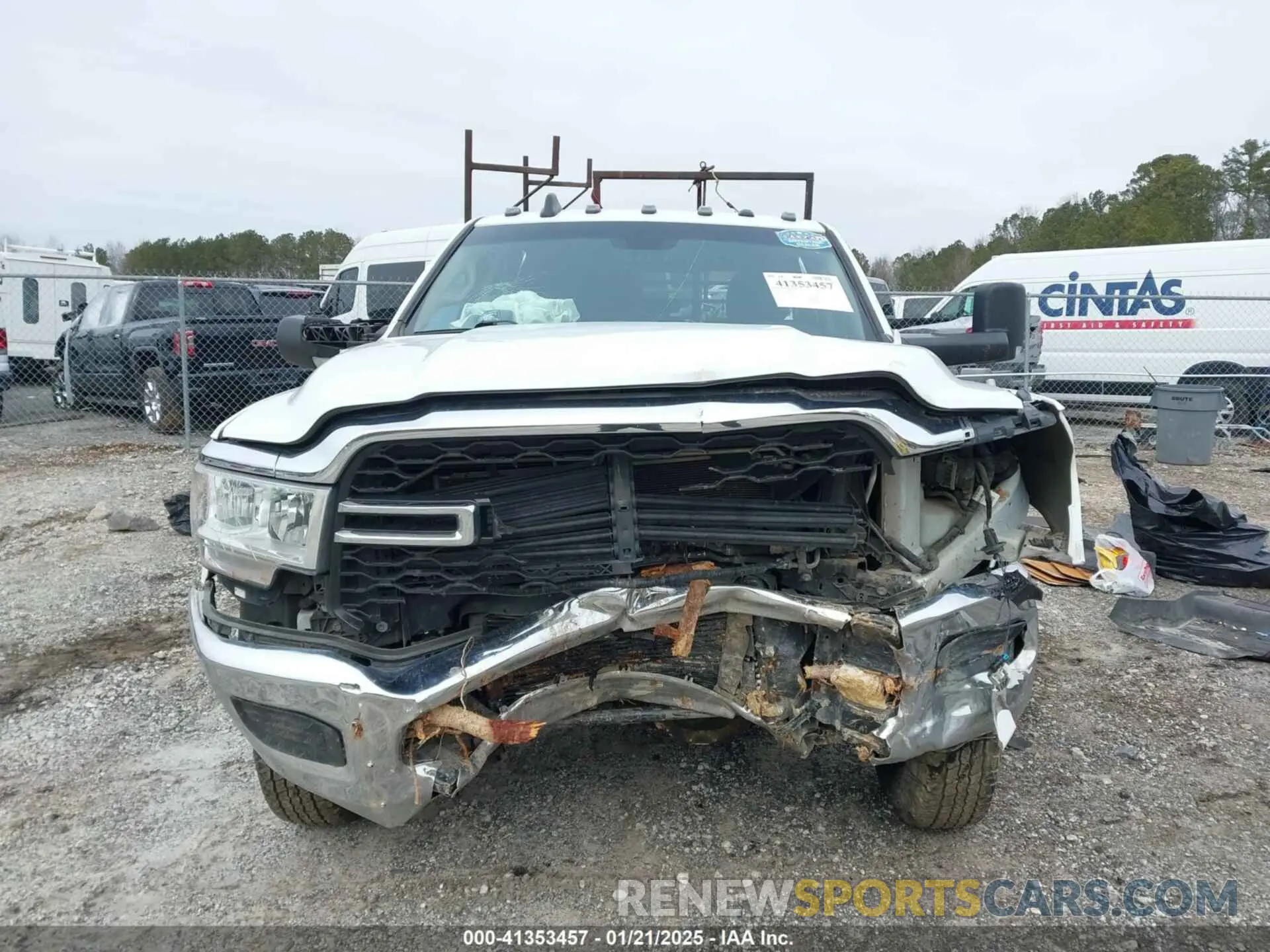12 Photograph of a damaged car 3C63RRGL4LG114369 RAM 3500 2020
