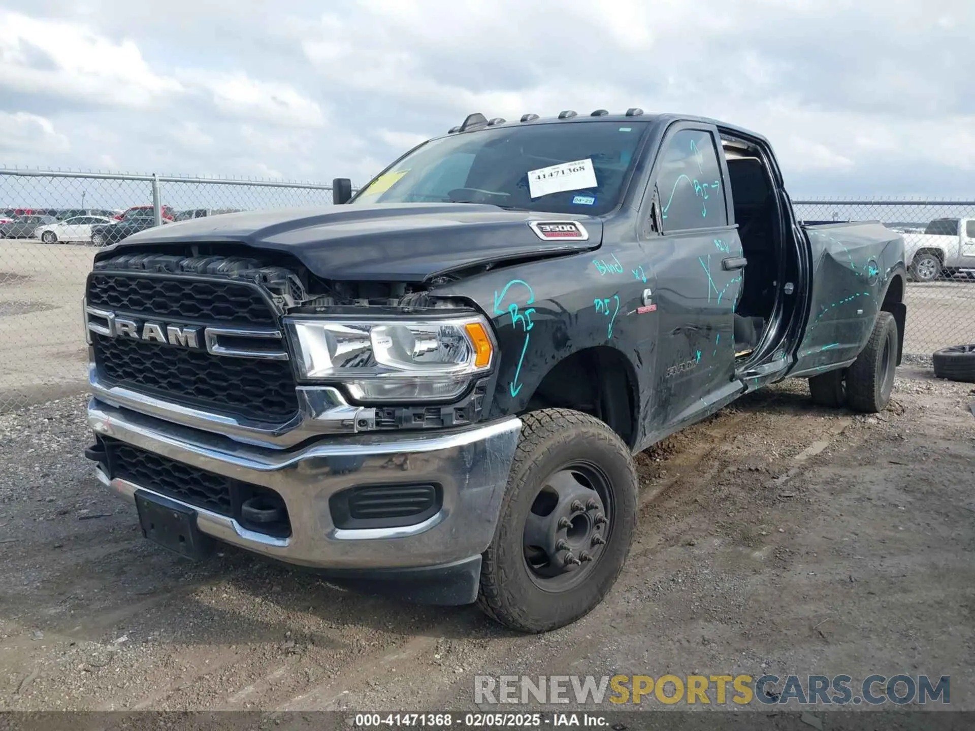 2 Photograph of a damaged car 3C63RRGL5LG219566 RAM 3500 2020
