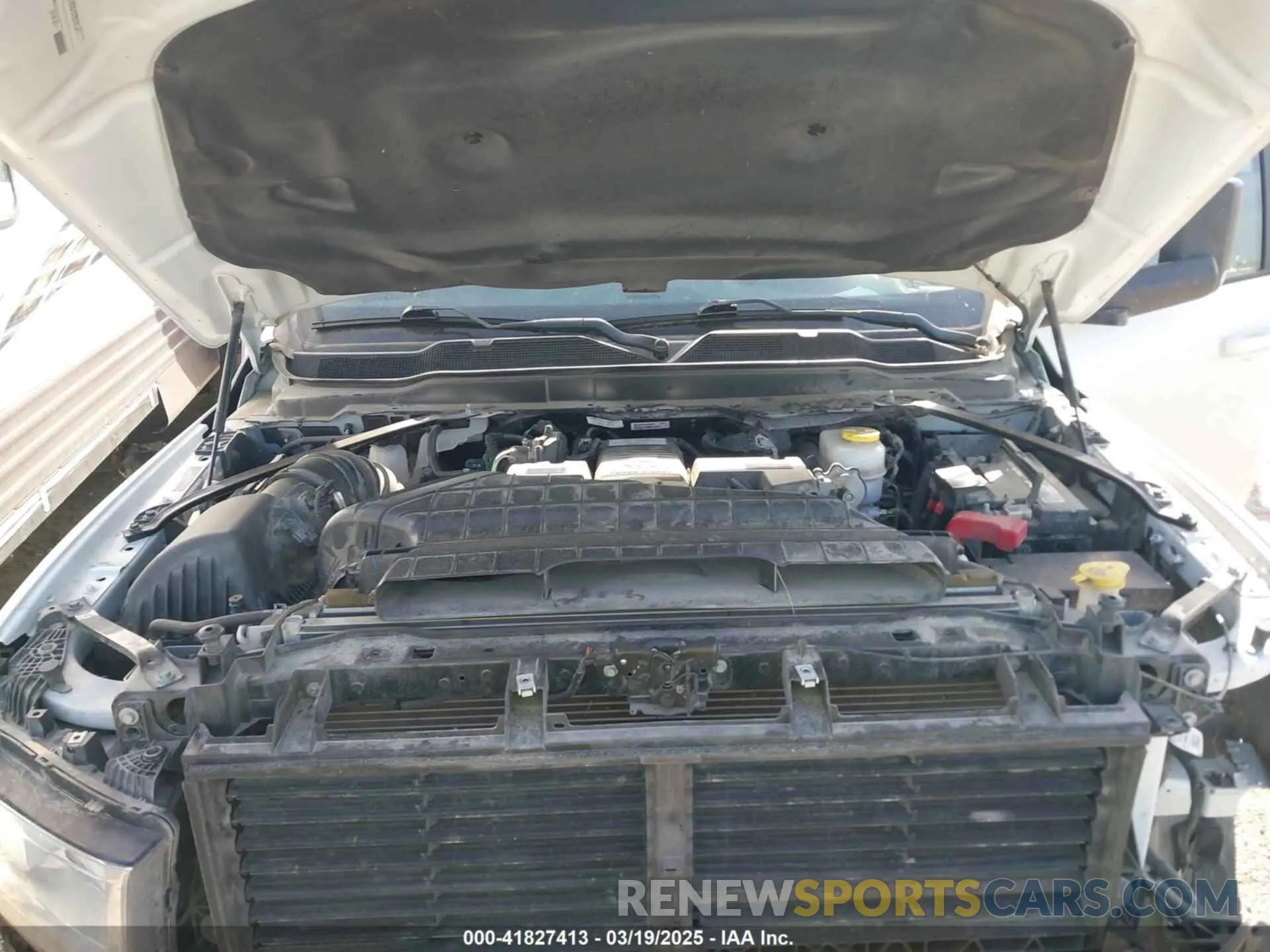 9 Photograph of a damaged car 3C63RRHL4LG299649 RAM 3500 2020