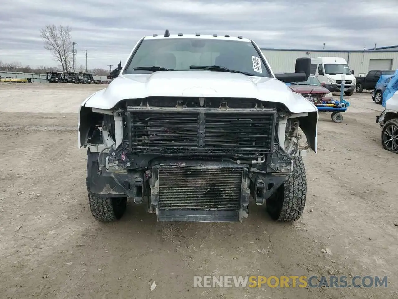 5 Photograph of a damaged car 3C63RRHL7LG215842 RAM 3500 2020