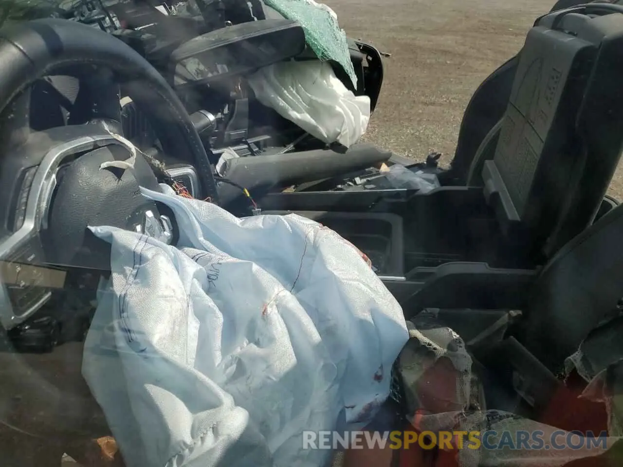 7 Photograph of a damaged car 3C63RRJL3LG179710 RAM 3500 2020