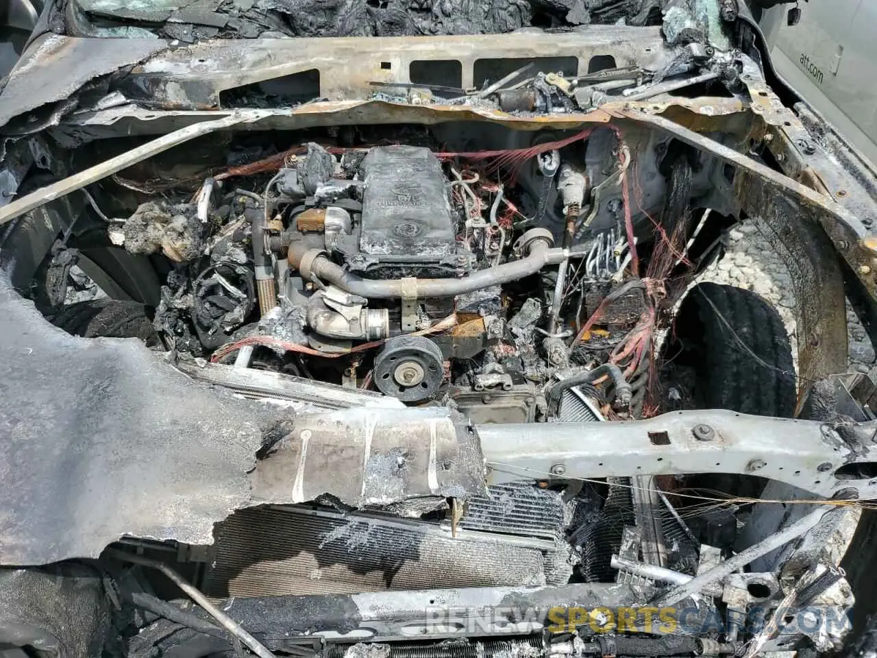 12 Photograph of a damaged car 3C63RRJL9LG176133 RAM 3500 2020