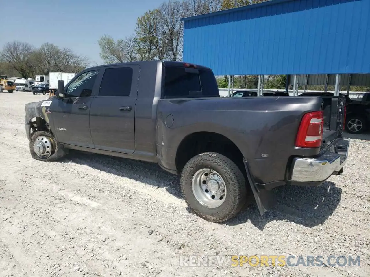 2 Photograph of a damaged car 3C63RRLL2LG120919 RAM 3500 2020