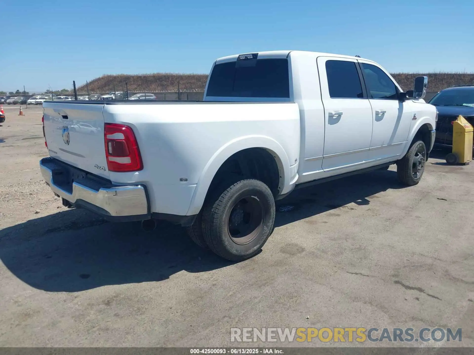 4 Photograph of a damaged car 3C63RRPL2LG199678 RAM 3500 2020