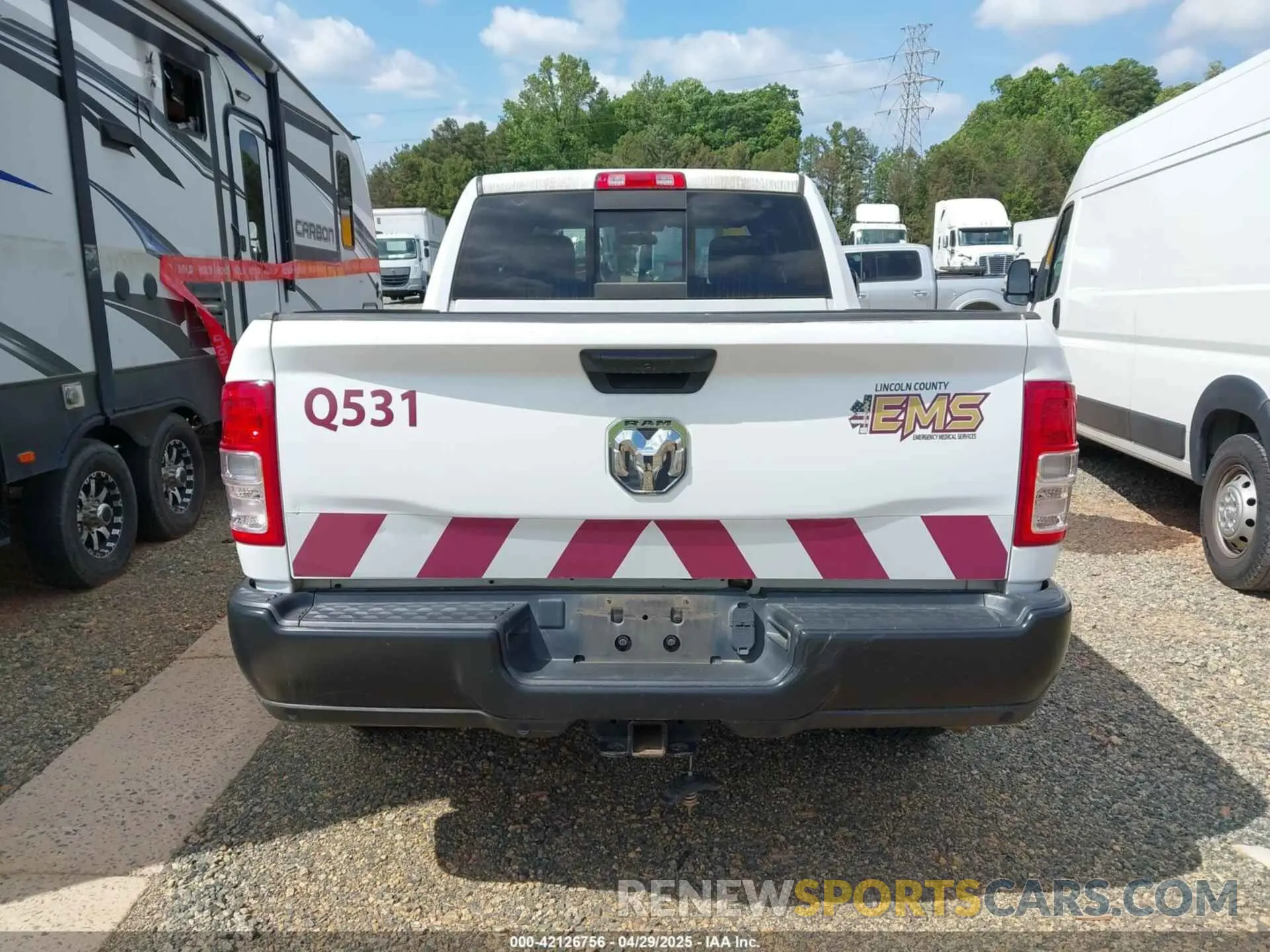 15 Photograph of a damaged car 3C63R3CLXMG692349 RAM 3500 2021