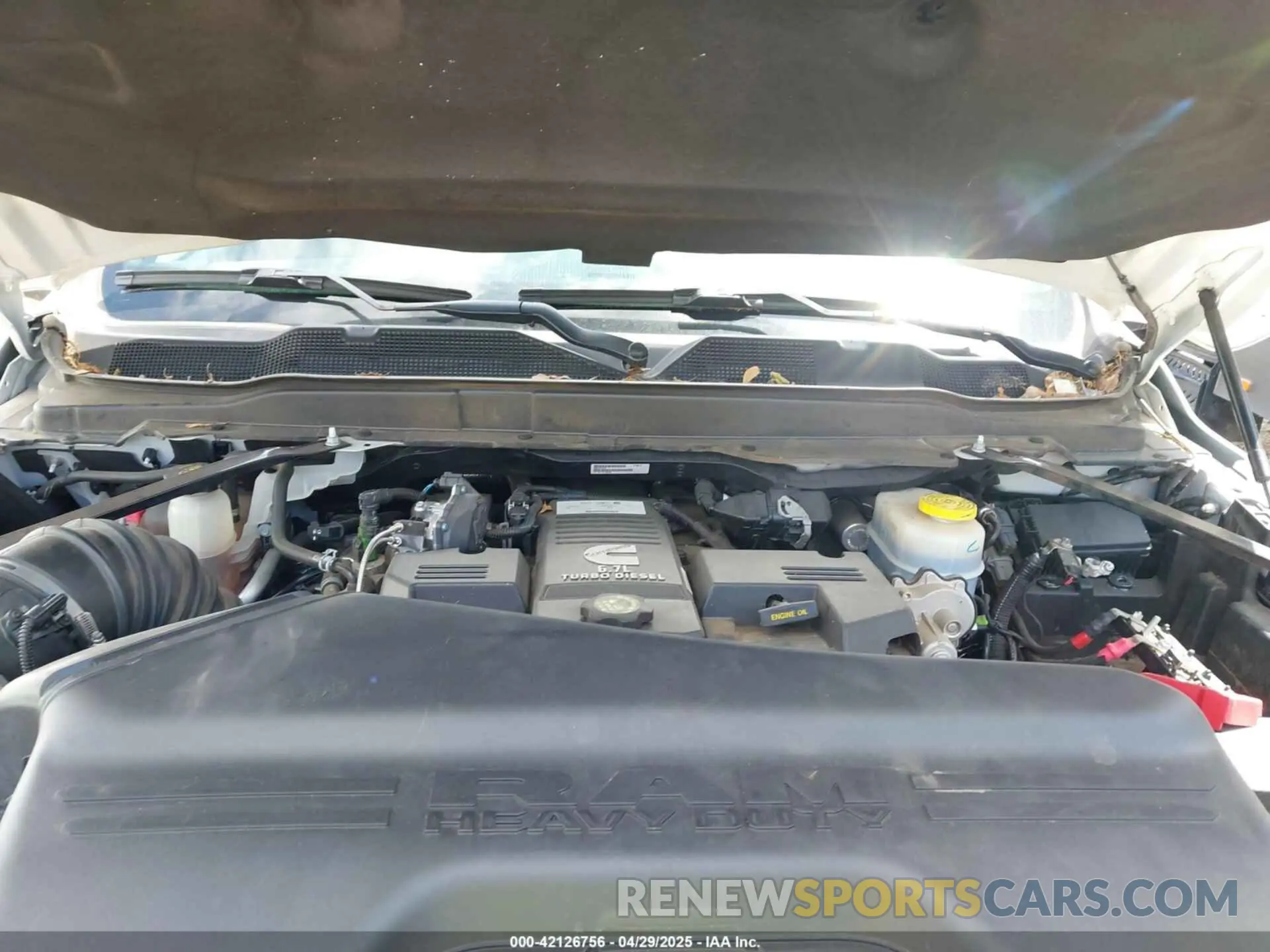 9 Photograph of a damaged car 3C63R3CLXMG692349 RAM 3500 2021