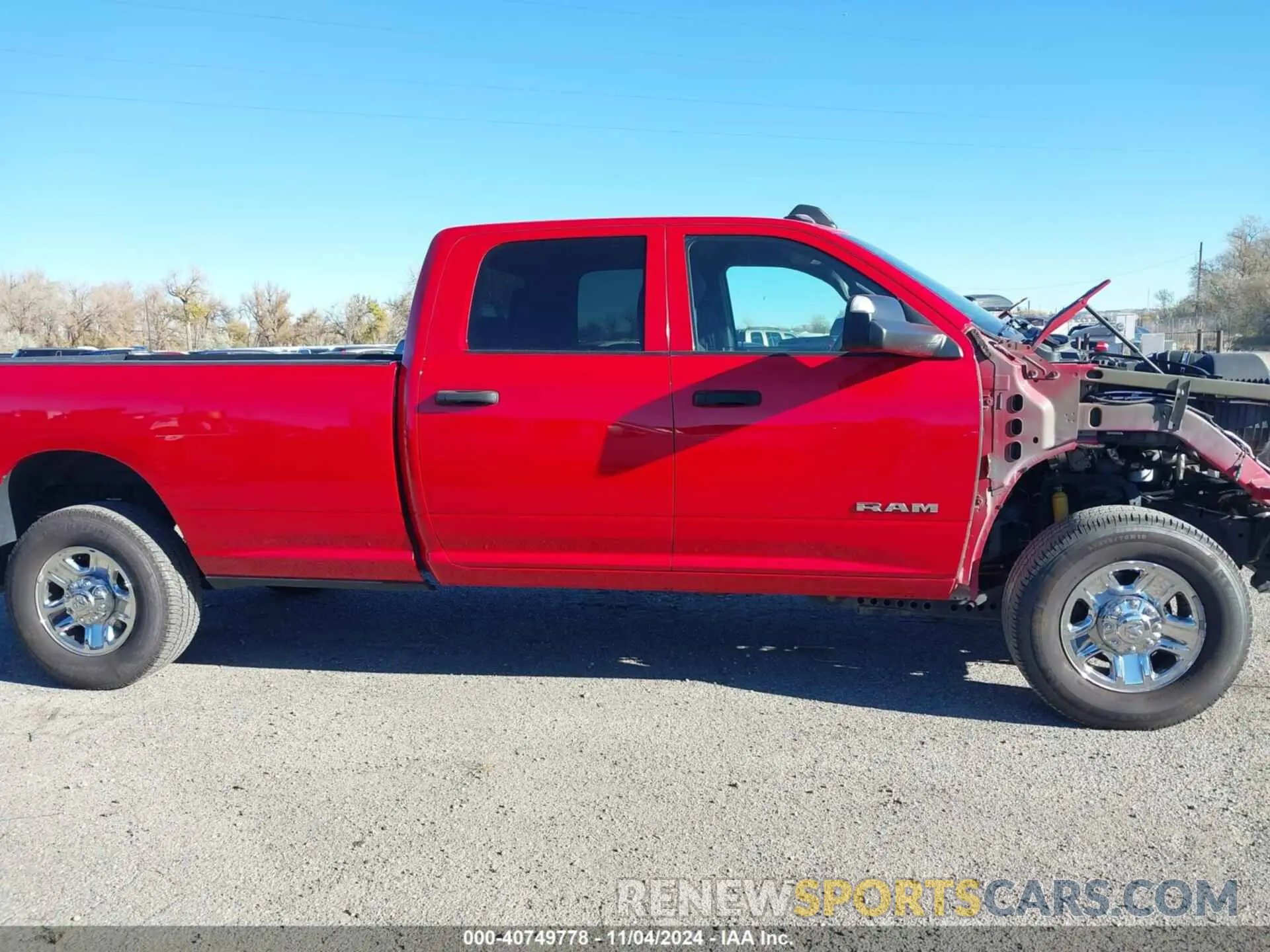 17 Photograph of a damaged car 3C63R3GLXMG686965 RAM 3500 2021