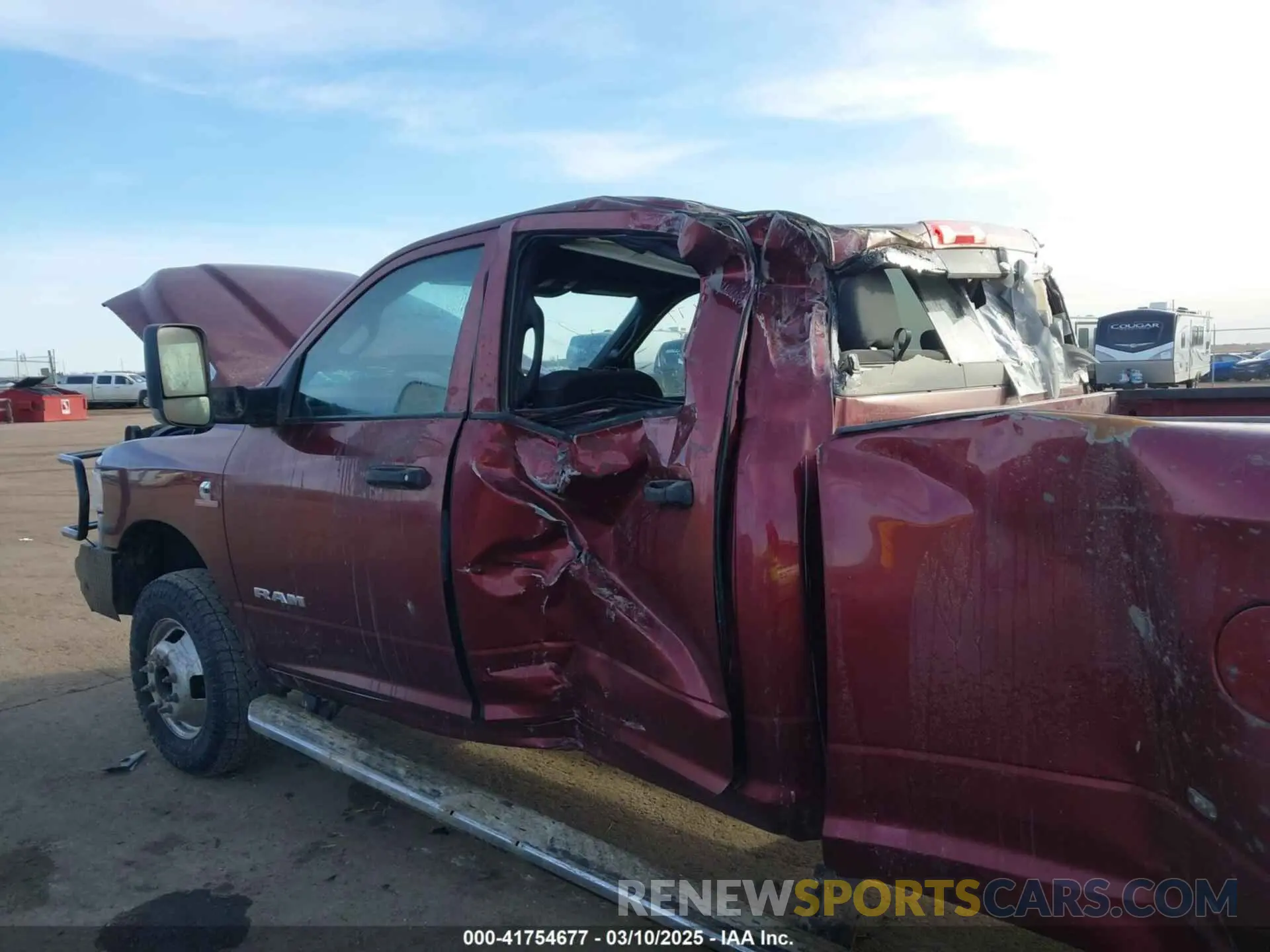 6 Photograph of a damaged car 3C63RRGL0MG588241 RAM 3500 2021