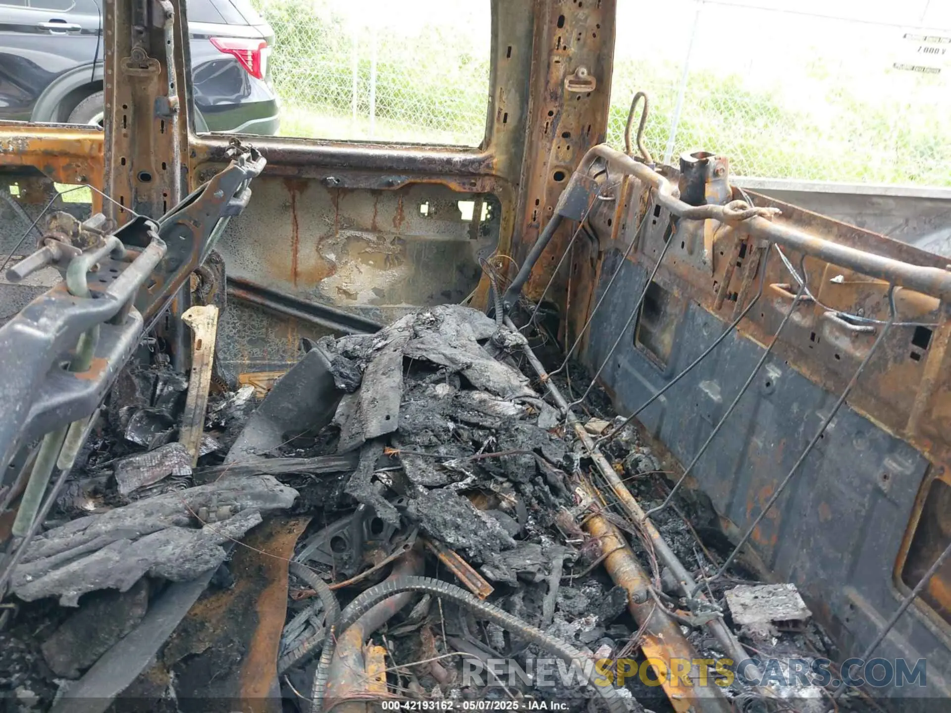 7 Photograph of a damaged car 3C63RRGL1MG549559 RAM 3500 2021