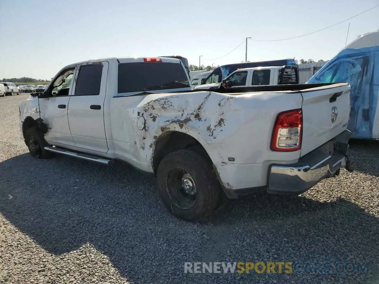 3 Photograph of a damaged car 3C63RRGL1MG690079 RAM 3500 2021