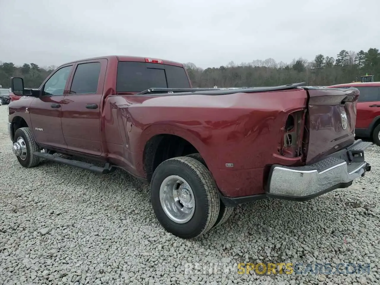 2 Photograph of a damaged car 3C63RRGL2MG528641 RAM 3500 2021
