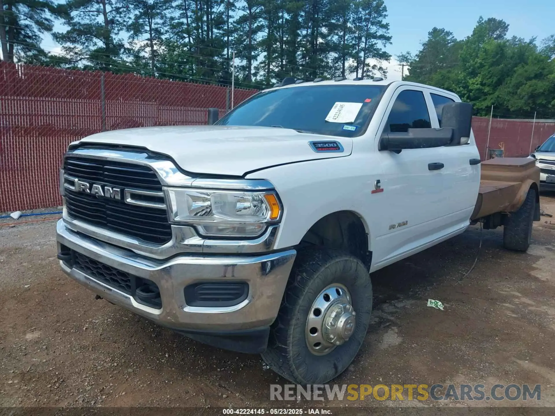 2 Photograph of a damaged car 3C63RRGL2MG566886 RAM 3500 2021