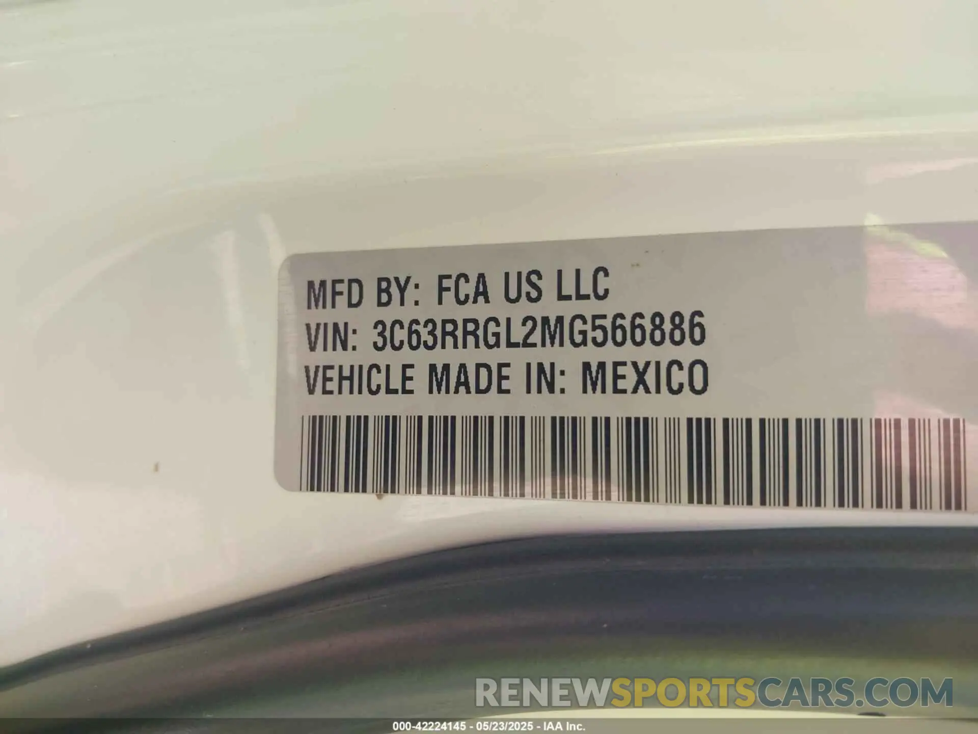 8 Photograph of a damaged car 3C63RRGL2MG566886 RAM 3500 2021