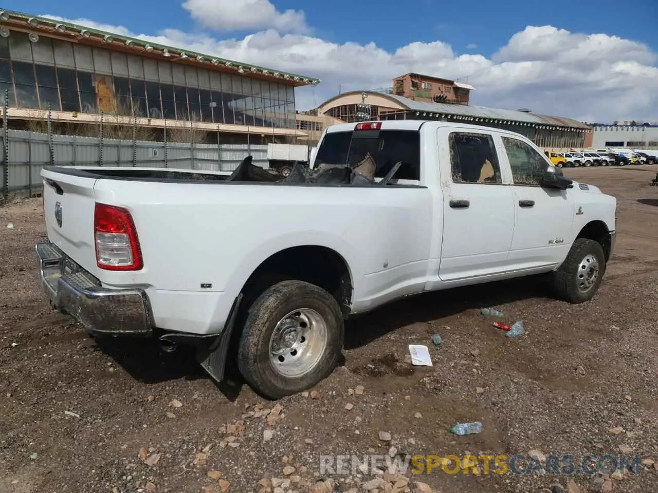 3 Photograph of a damaged car 3C63RRGL3MG617781 RAM 3500 2021