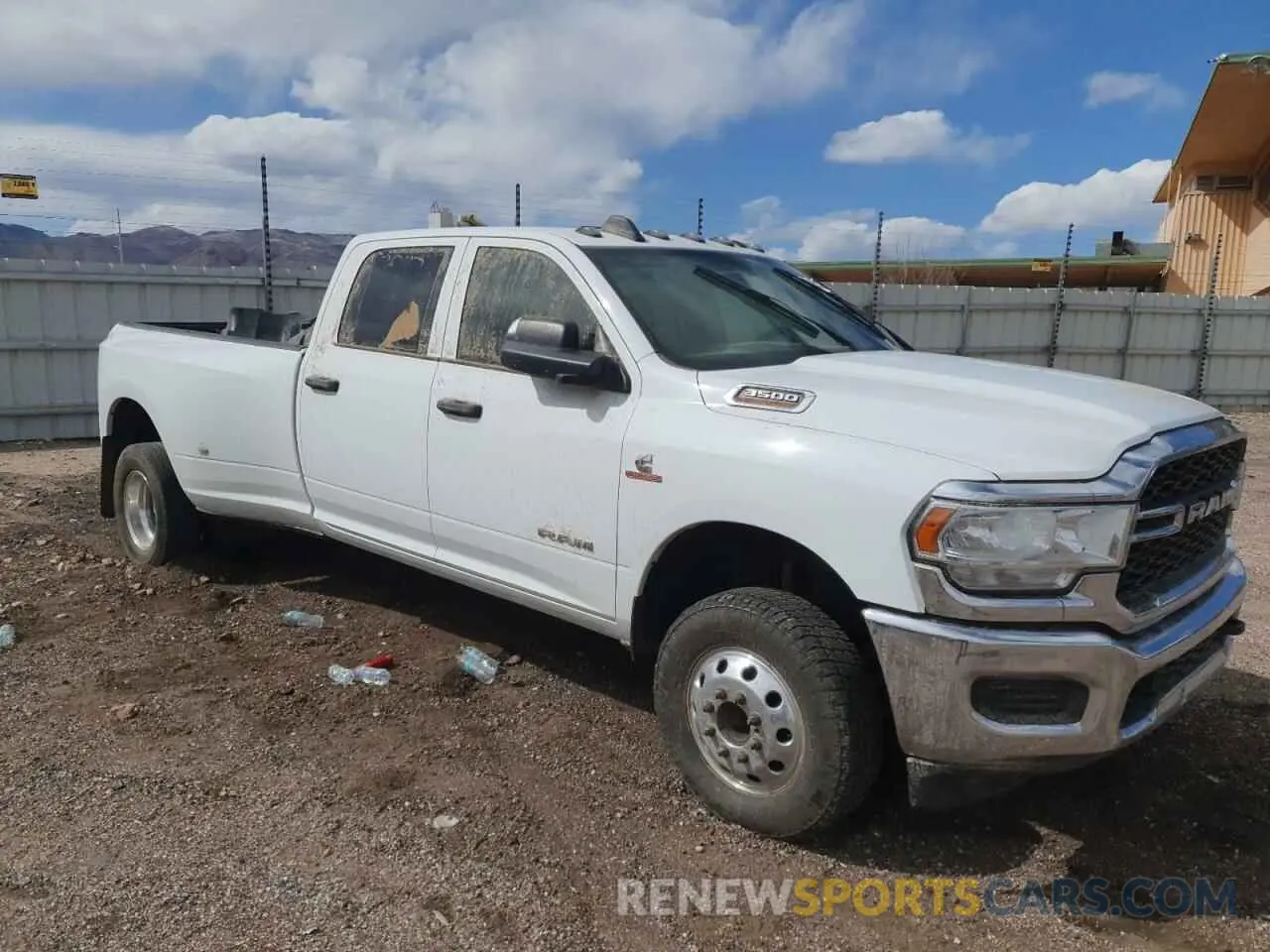 4 Photograph of a damaged car 3C63RRGL3MG617781 RAM 3500 2021