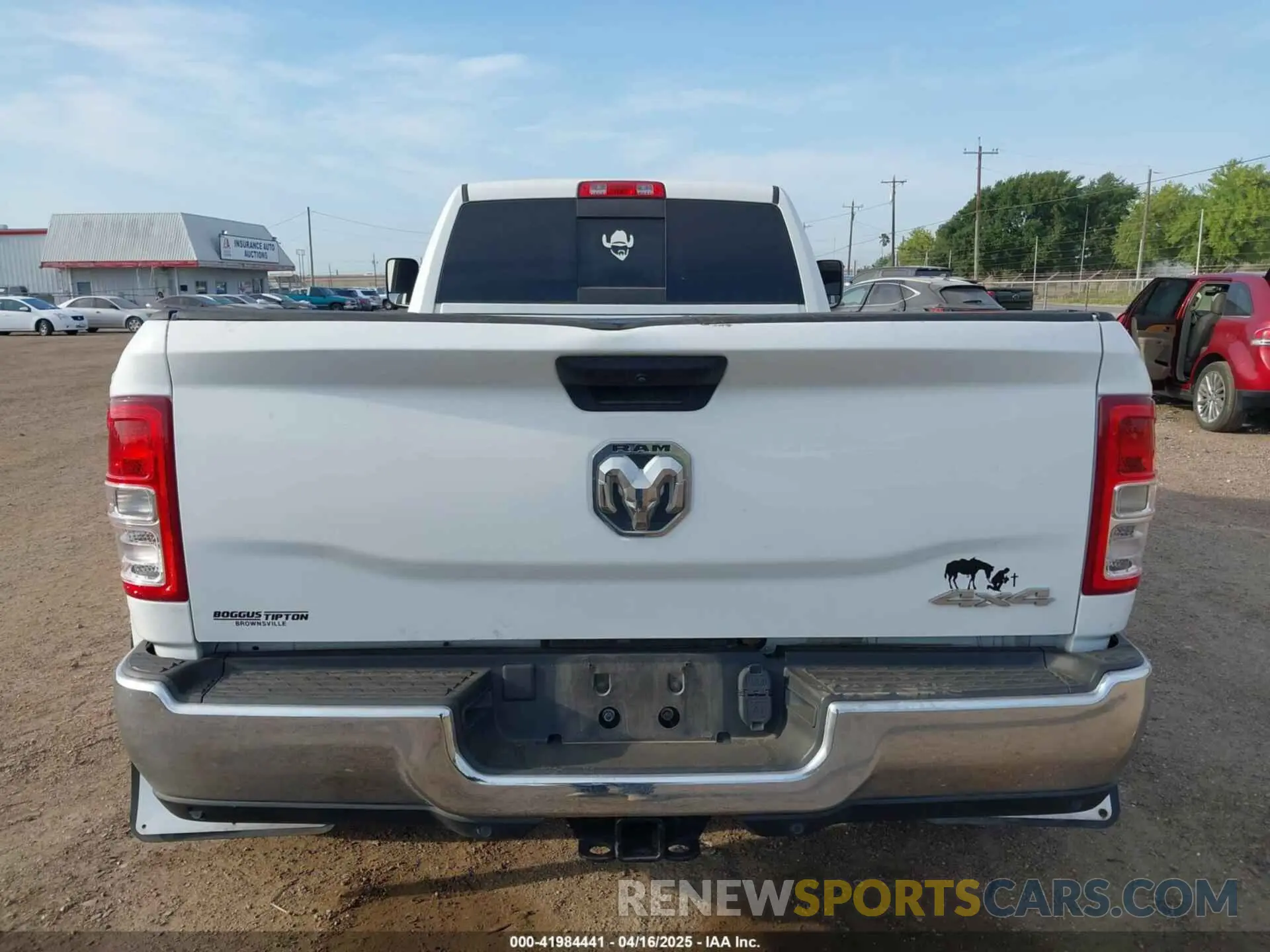 14 Photograph of a damaged car 3C63RRGL3MG690455 RAM 3500 2021