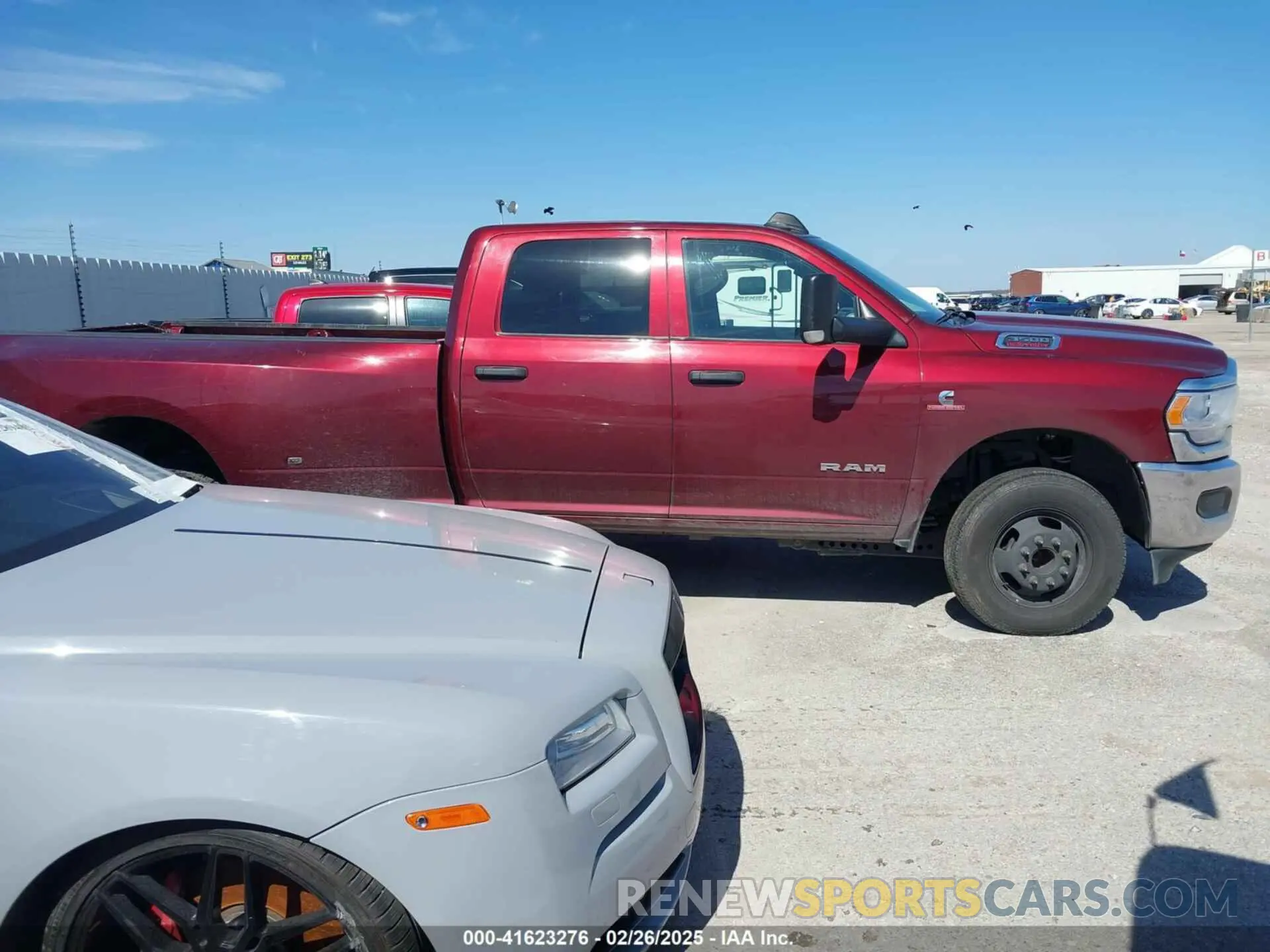 12 Photograph of a damaged car 3C63RRGL4MG666830 RAM 3500 2021