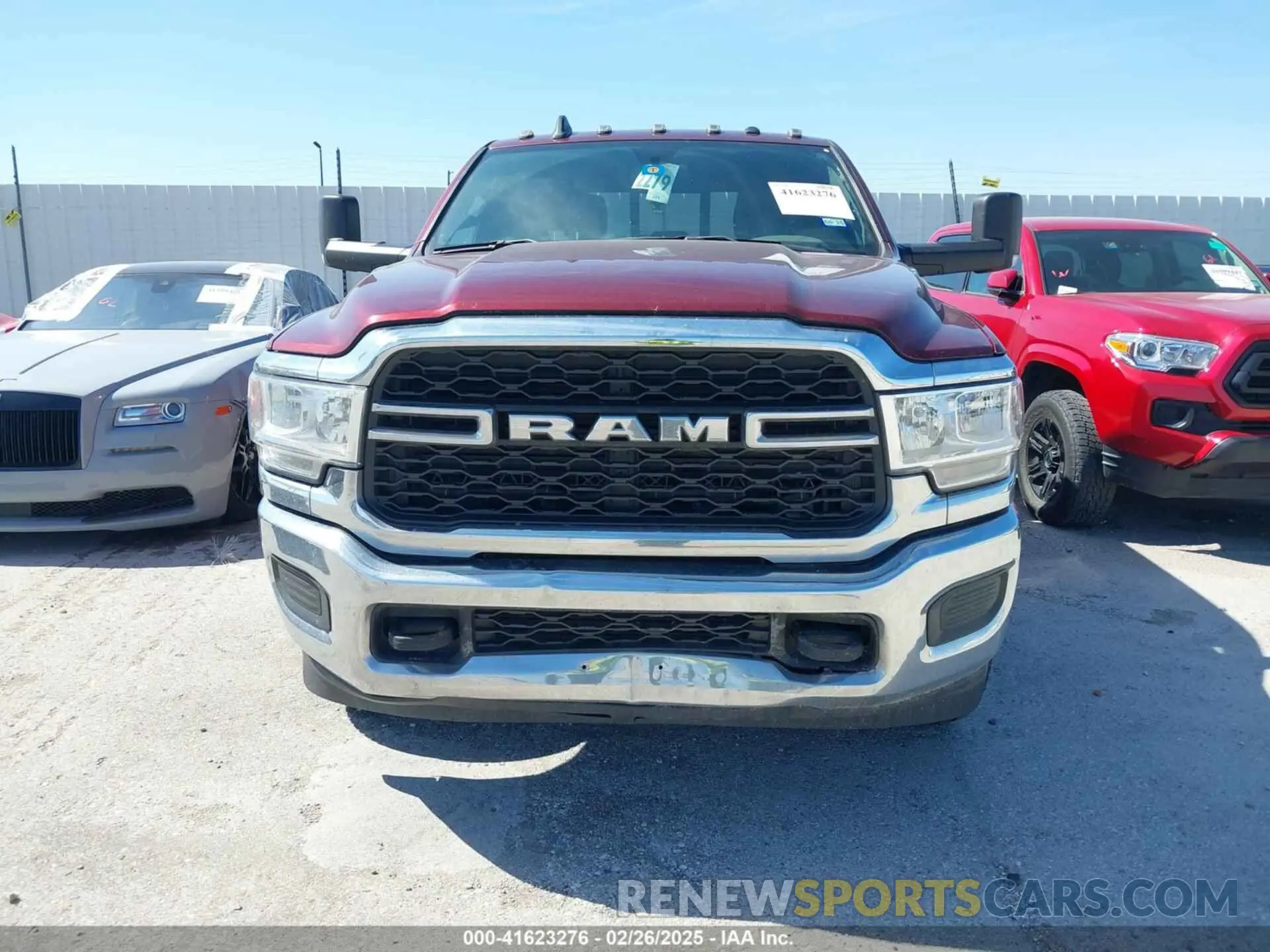16 Photograph of a damaged car 3C63RRGL4MG666830 RAM 3500 2021