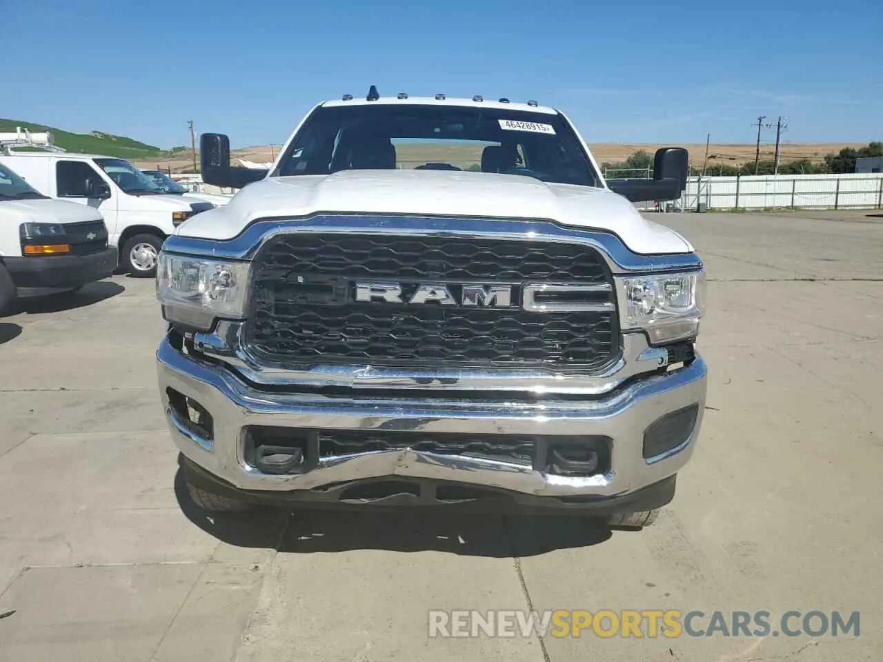 5 Photograph of a damaged car 3C63RRGL7MG588964 RAM 3500 2021