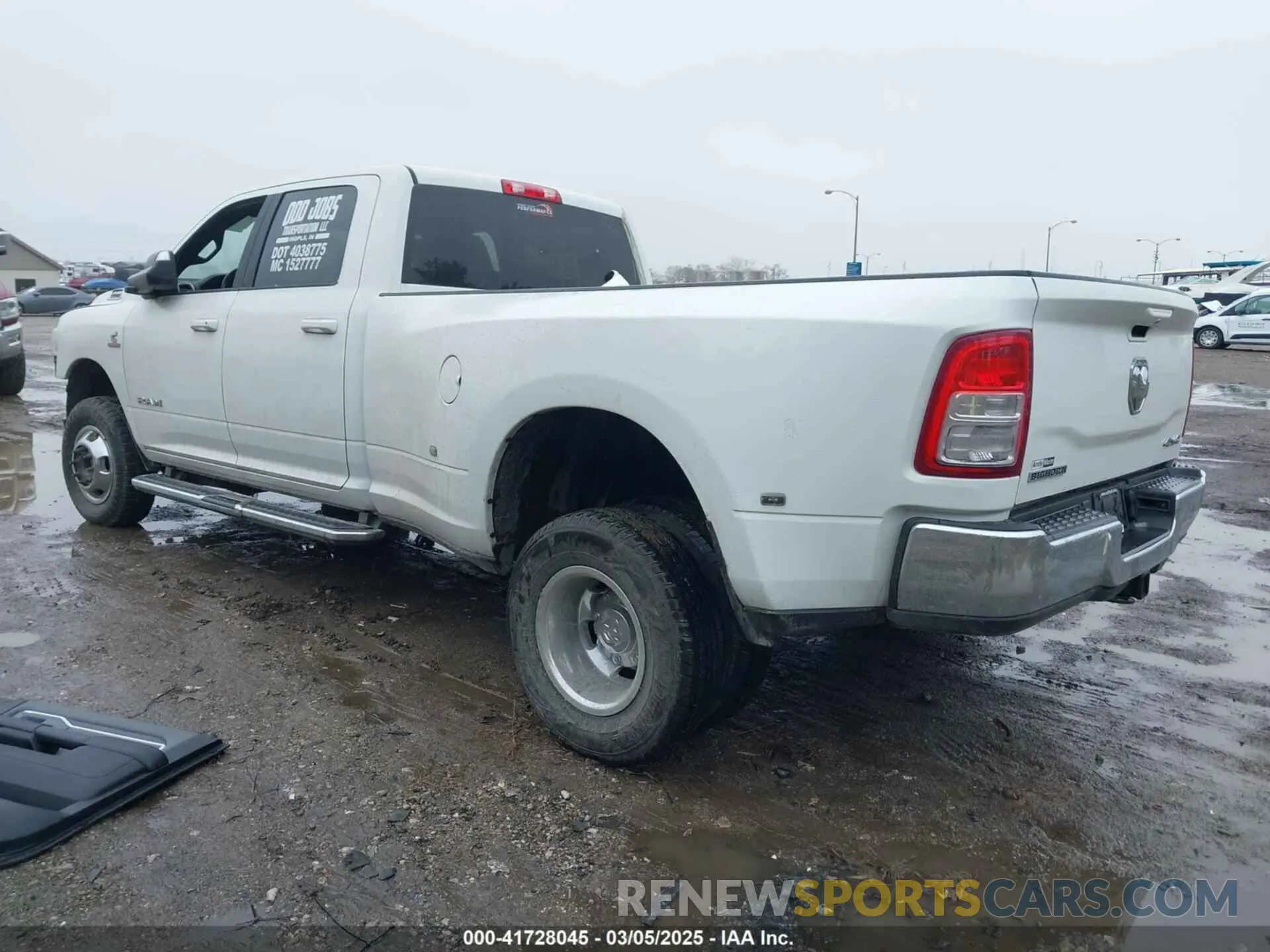 3 Photograph of a damaged car 3C63RRHL1MG640376 RAM 3500 2021
