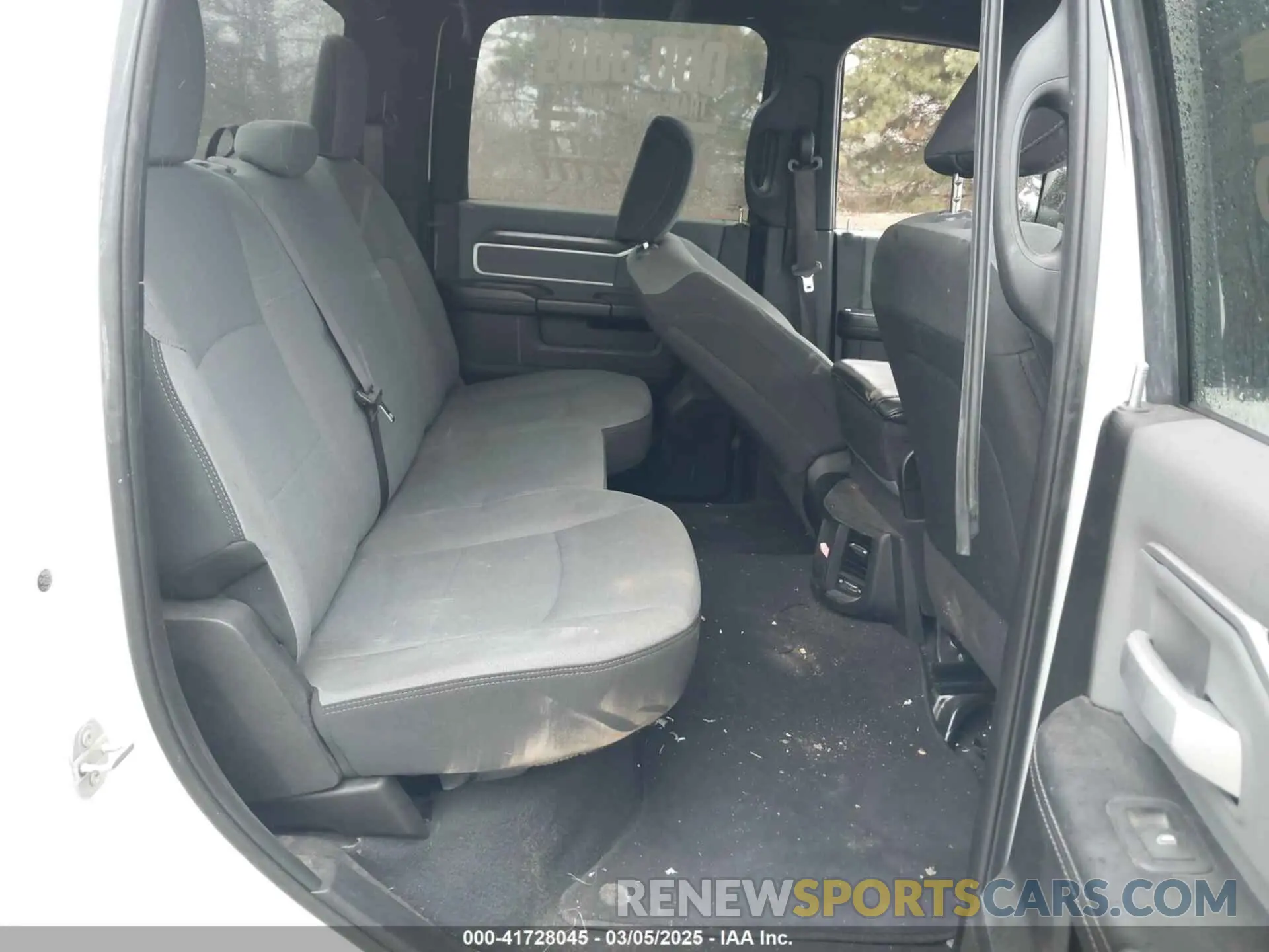 7 Photograph of a damaged car 3C63RRHL1MG640376 RAM 3500 2021