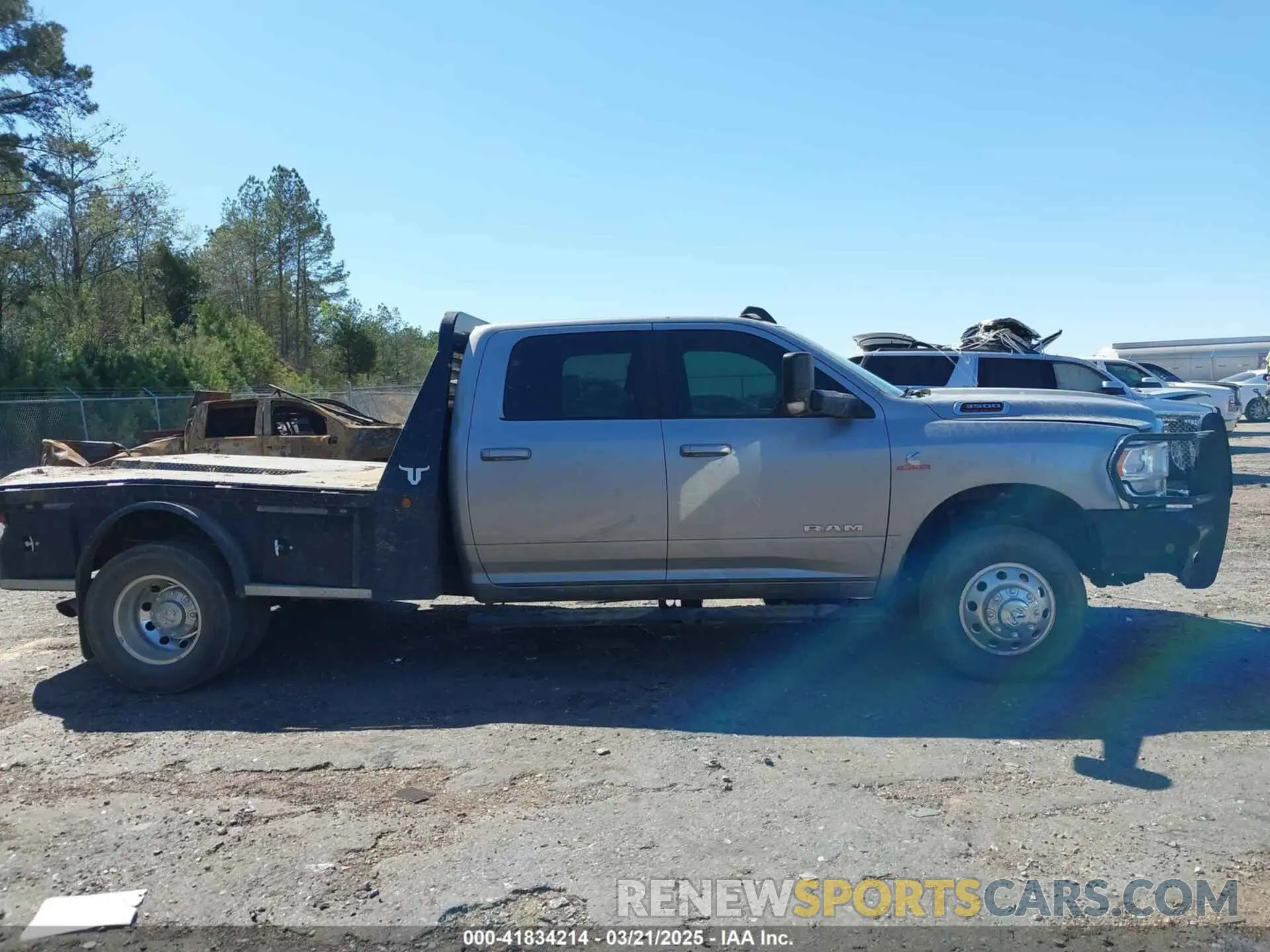 13 Photograph of a damaged car 3C63RRHL4MG649587 RAM 3500 2021