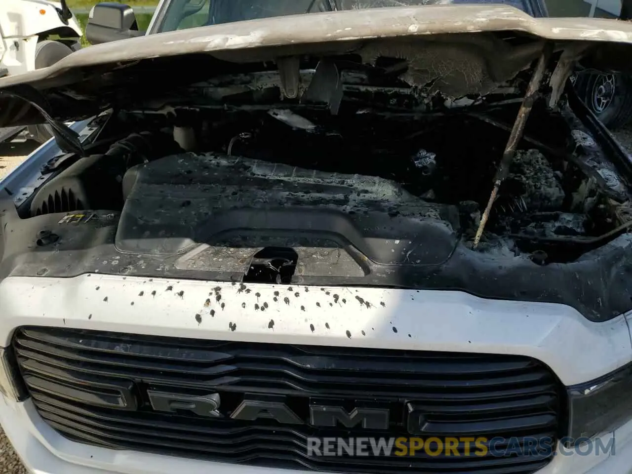 11 Photograph of a damaged car 3C63RRHL7MG688240 RAM 3500 2021